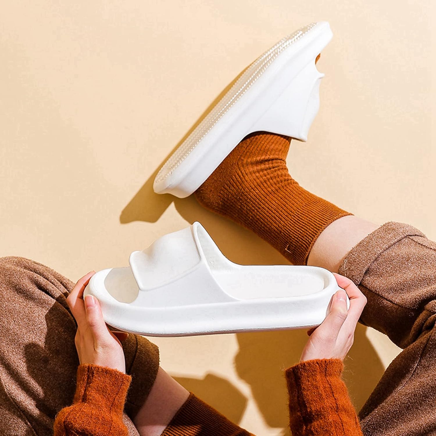 Badelatschen Für Herren & Damen - Schnelltrocknende Hausschuhe Mit Extra Weicher Sohle