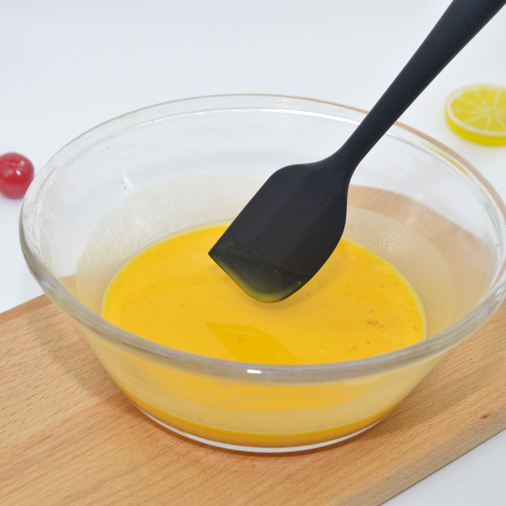 Set von drei Premium Silikon Spatel mit Stahl Core – by zoppi Geschirr – Chef Edition mit Löffel – BPA-frei und antibakteriell – hitzebeständig C für Ofen, Pfanne und Grill 650º F rot
