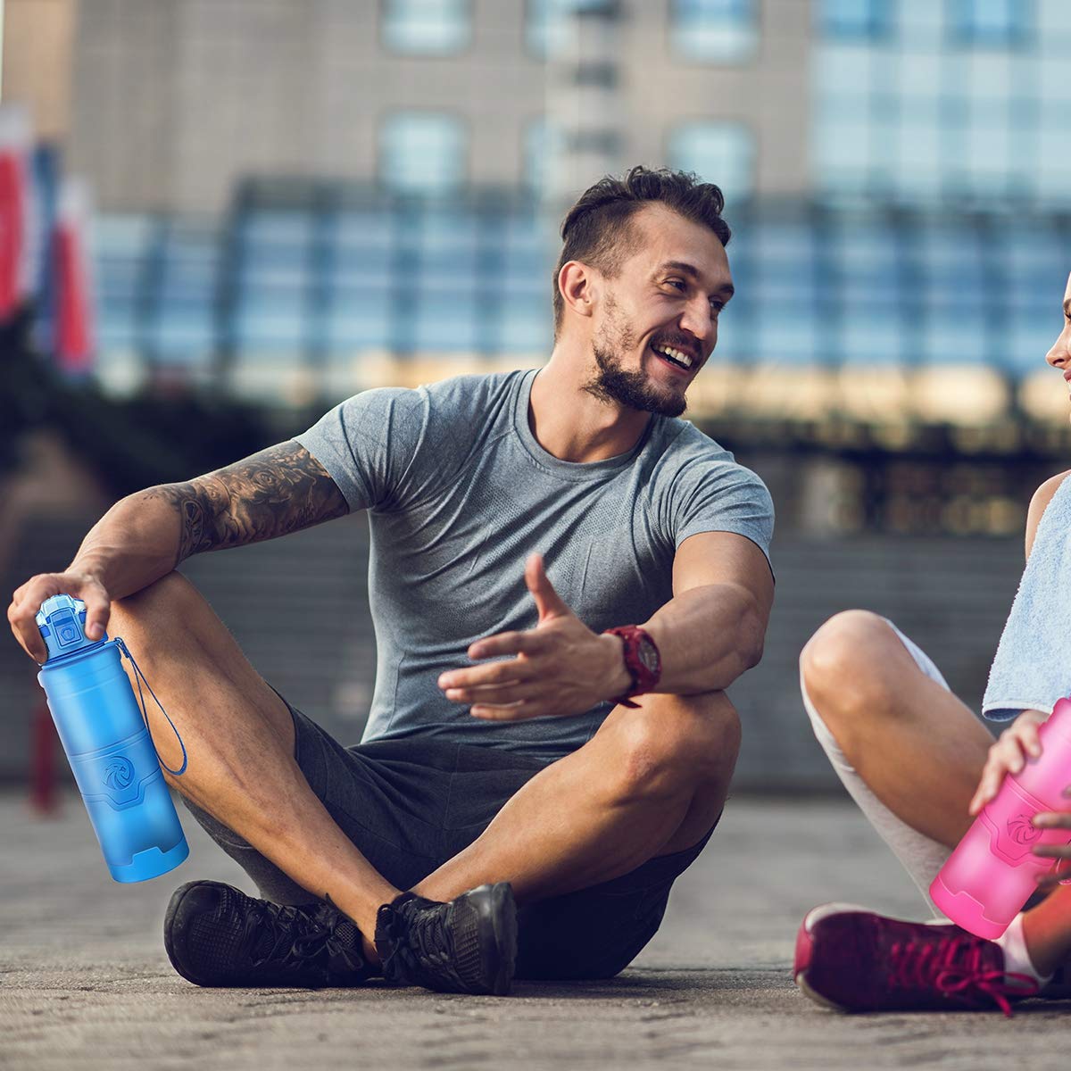 ZORRI Sport-Wasserflasche für Kinder, 500 ml, BPA-frei, umweltfreundlicher Tritan-Kunststoff, wiederverwendbare Trinkflaschen mit Filter, auslaufsicherer Klappverschluss, Yoga, Laufen