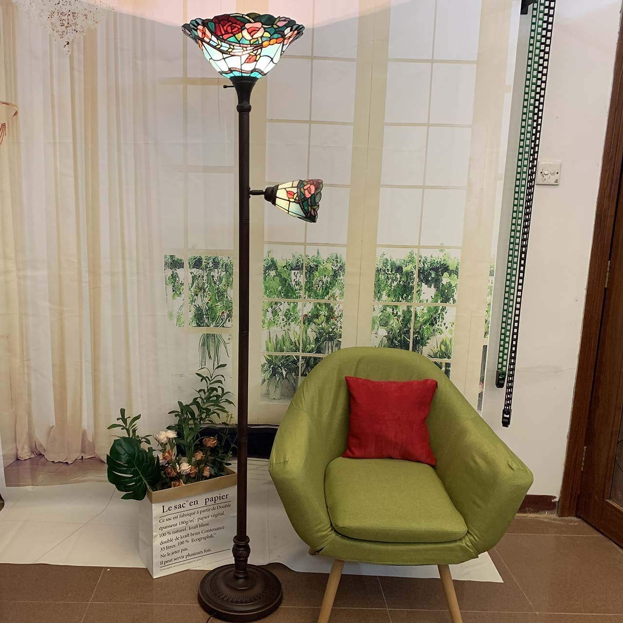 Bieye L30739 Lampe torchère en verre teinté de style Tiffany avec abat-jour de 14pouces de large et abat-jour rotatif de 6 pouces pour la lecture de travail, 70pouces de hauteur