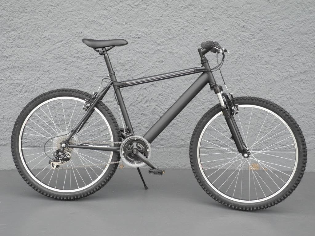 66,04 cm pollici MTB Mountain Bike CROSS bici Shimano nero opaco, nuovo :  Amazon.it: Sport e tempo libero