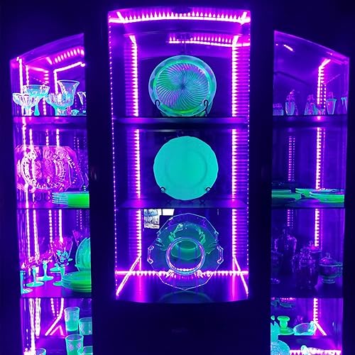 Miniatura 5 de Tira de luz negra USB de 16.4 pies con caja de batería, tira de luz negra LED de 5 V, 300 LED para brillar en la oscuridad, 385-400 nm para fiesta