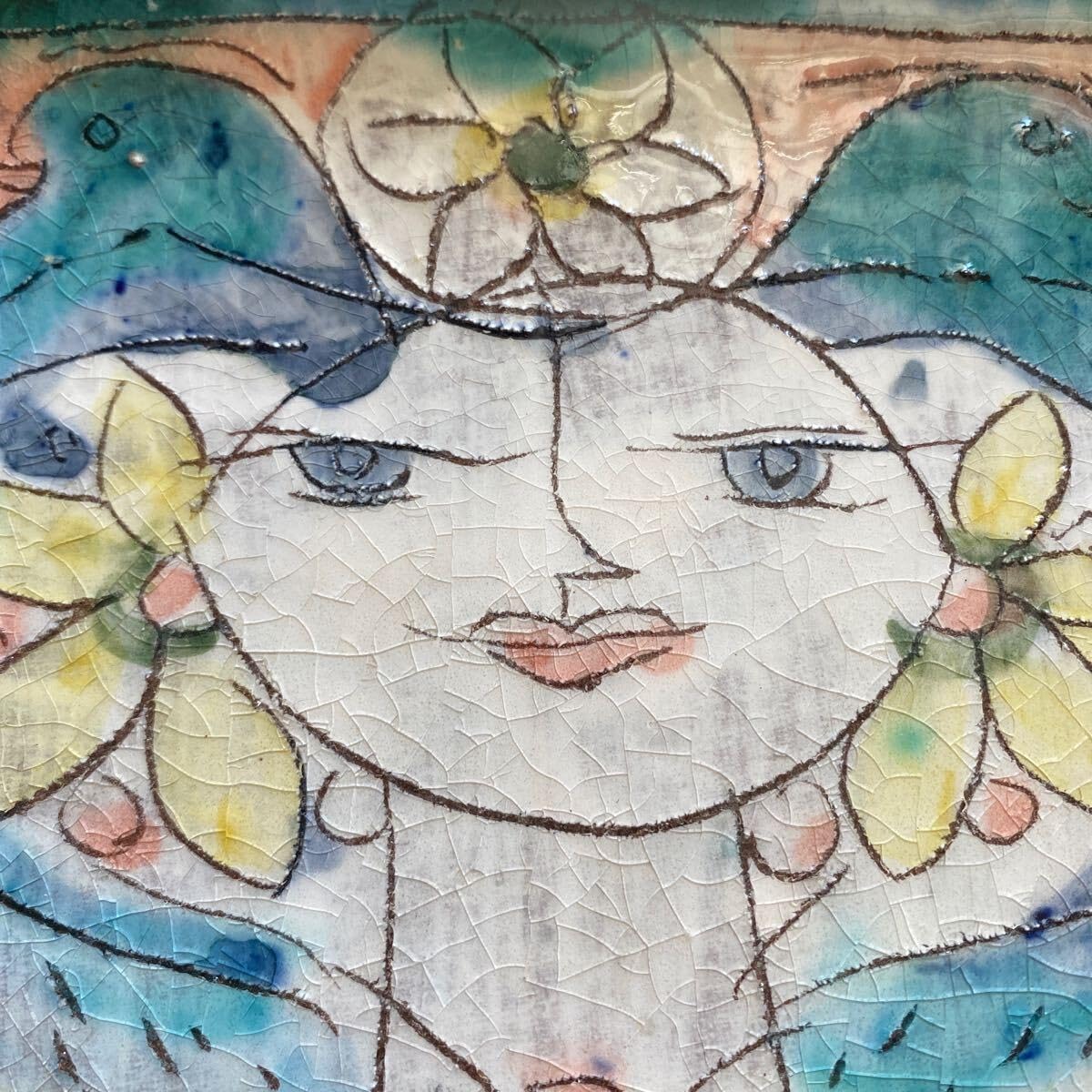 Amazon.co.jp: 馬酔木窯 陶芸家 森正 少女の器 鳥 花 飾皿 絵皿 陶磁器