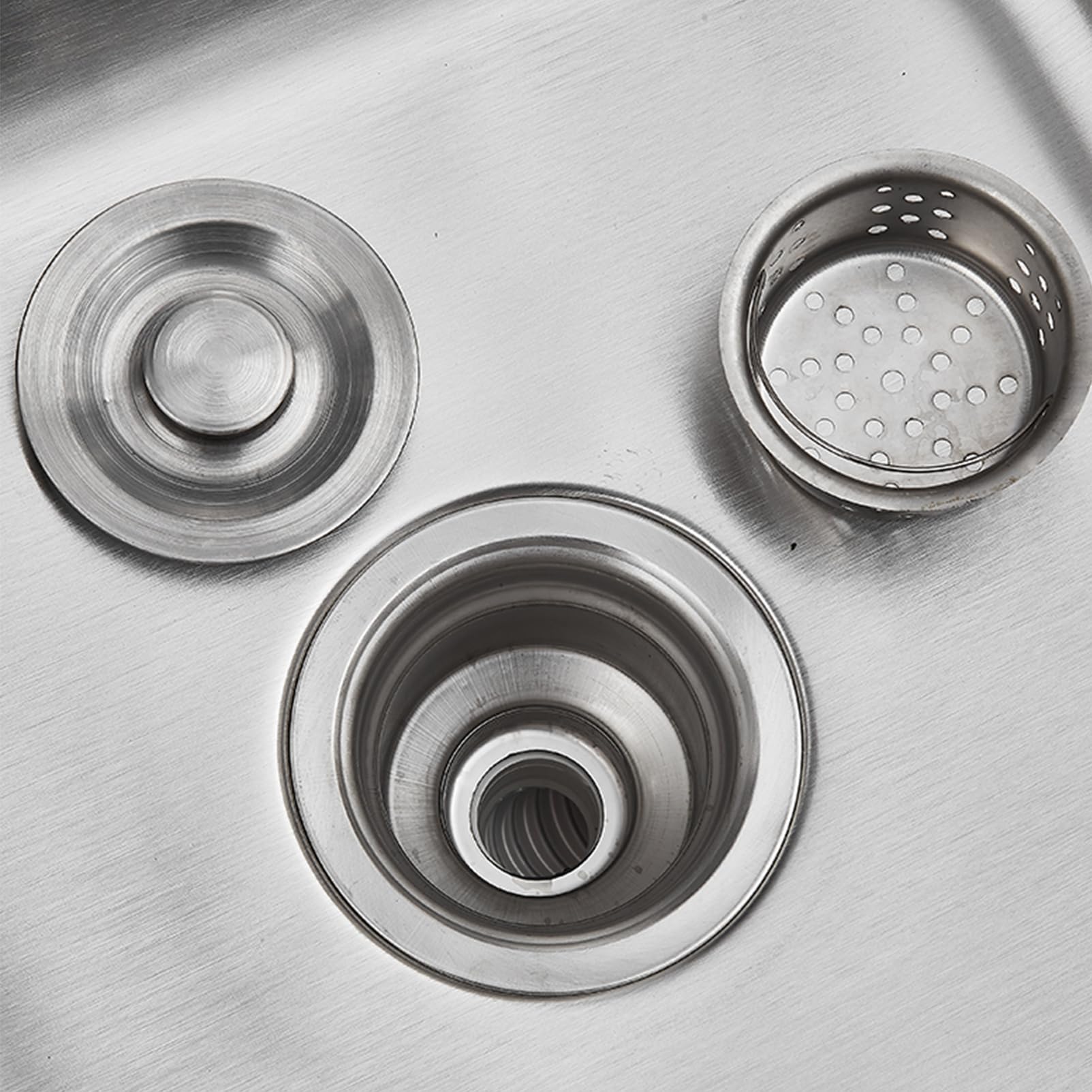 Lavello Commerciale a Doppia Vasca in Acciaio Inox, autoportante, con Rubinetto, Mobile per Esterni, Ideale per ristoranti e lavanderie, dal Design Resistente e Versatile.