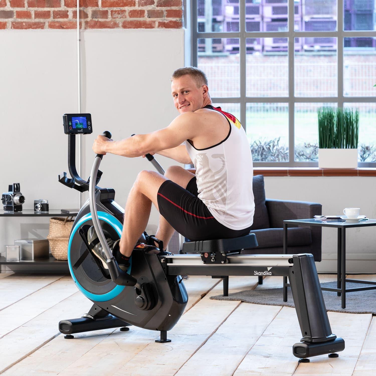 Skandika Nordlys - Remo rotanti 3D con cuscinetti a sfera, computer + supporto per tablet - 16 livelli di resistenza