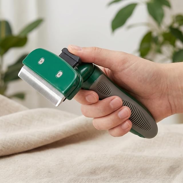 Foto 7 de 8 de deShedding Tool L, peine de aseo para subpelo que elimina el subpelo y los enredos
