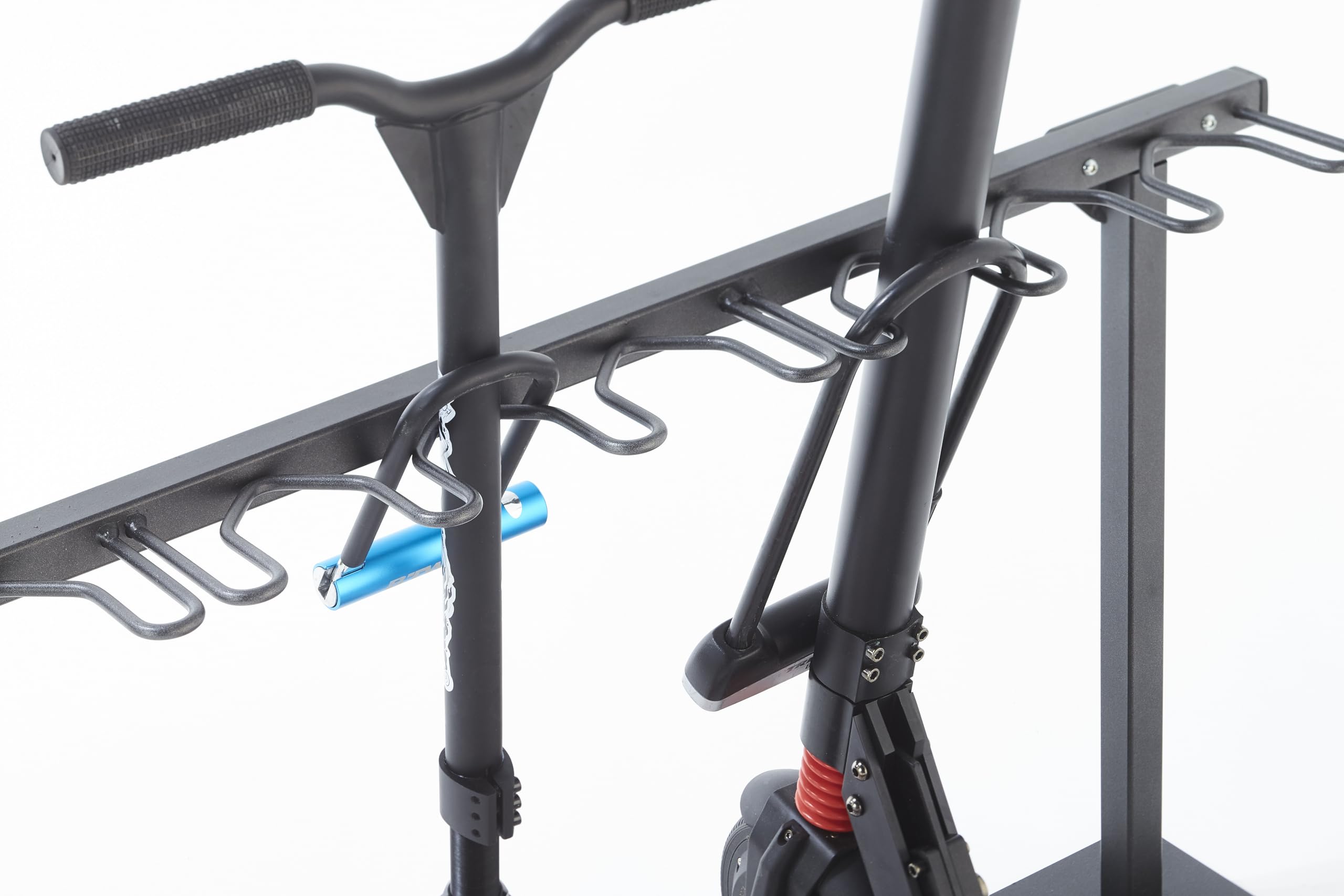 Soporte de 9 patinetes modelo en tierra M509S