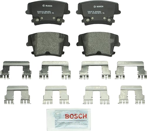 Bosch - Juego de pastillas de freno de disco semimetálico BP1057 QuietCast Premium para: Chrysler 300; Dodge Challenger, Charger, Magnum, Front &