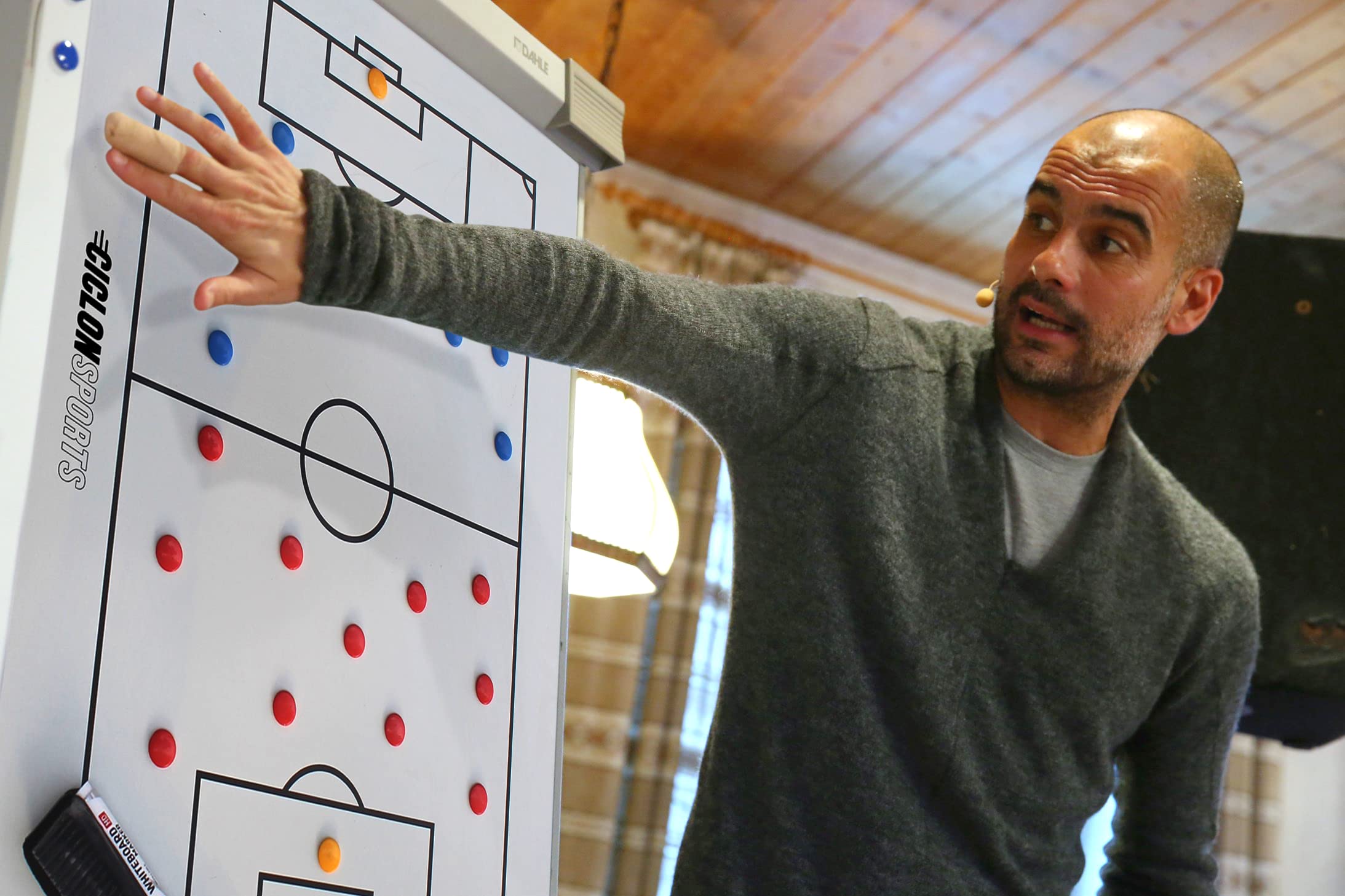 Tavola da tattica calcio | Lavagna magnetica da calcio 60 x 90 cm | Con borsa per il trasporto, magneti e accessori