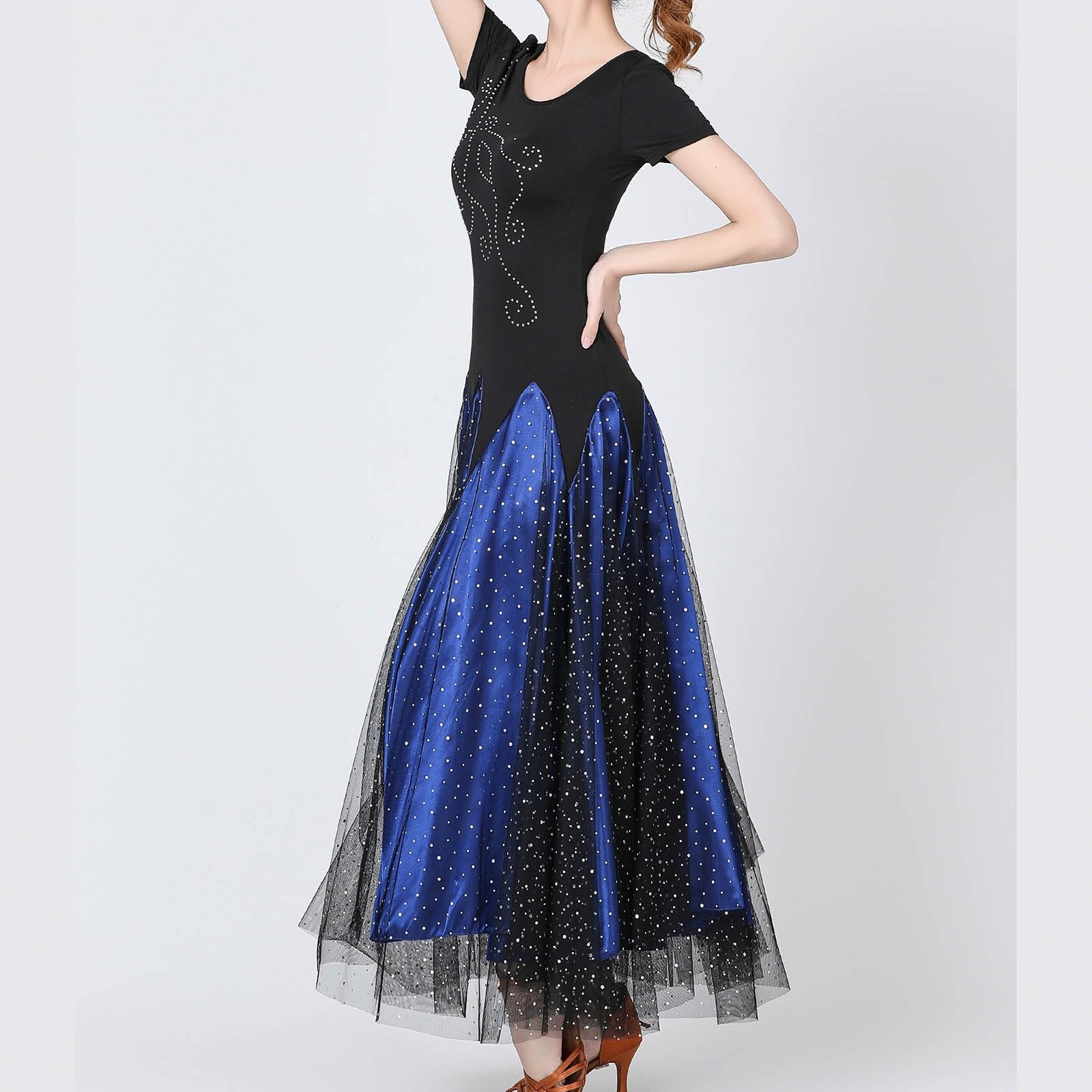Robe Ete Femme Chic Et Elegant Robe Traditionnelle pour Femme élégante Jupe de Danse à Volants étagés ornée de Sequins et de pour Une Festive