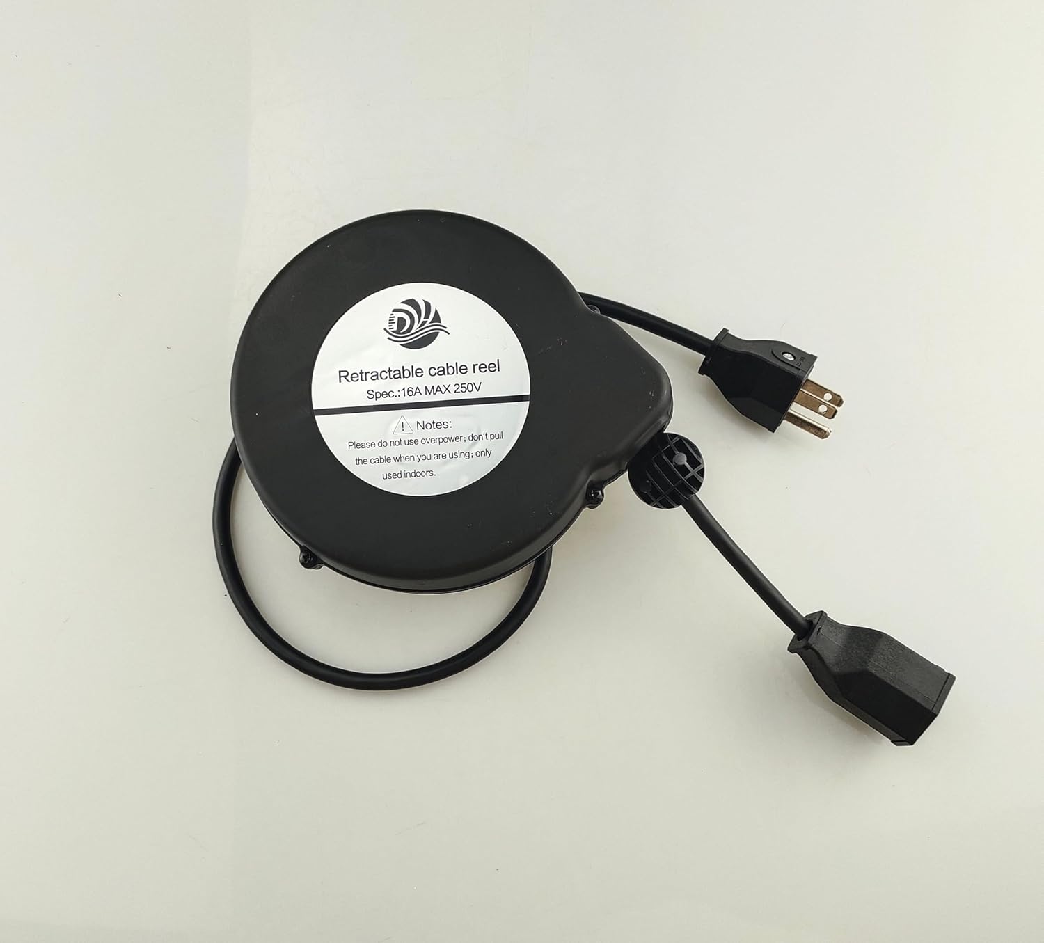 Compact Retractable Power Reel with Constant Tension (Non-Locking)