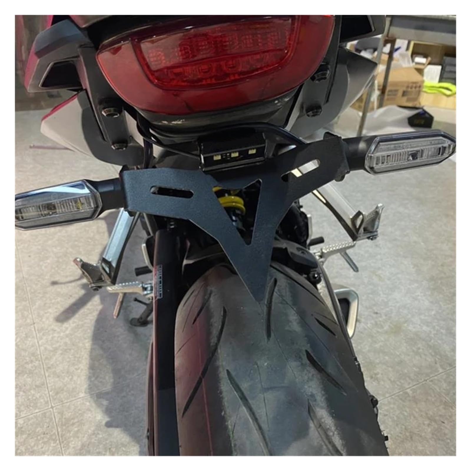 Portatarga Moto Per Honda CB650R 2021-2024 | Staffa Posteriore In Alluminio Con Luce | Installazione Facile