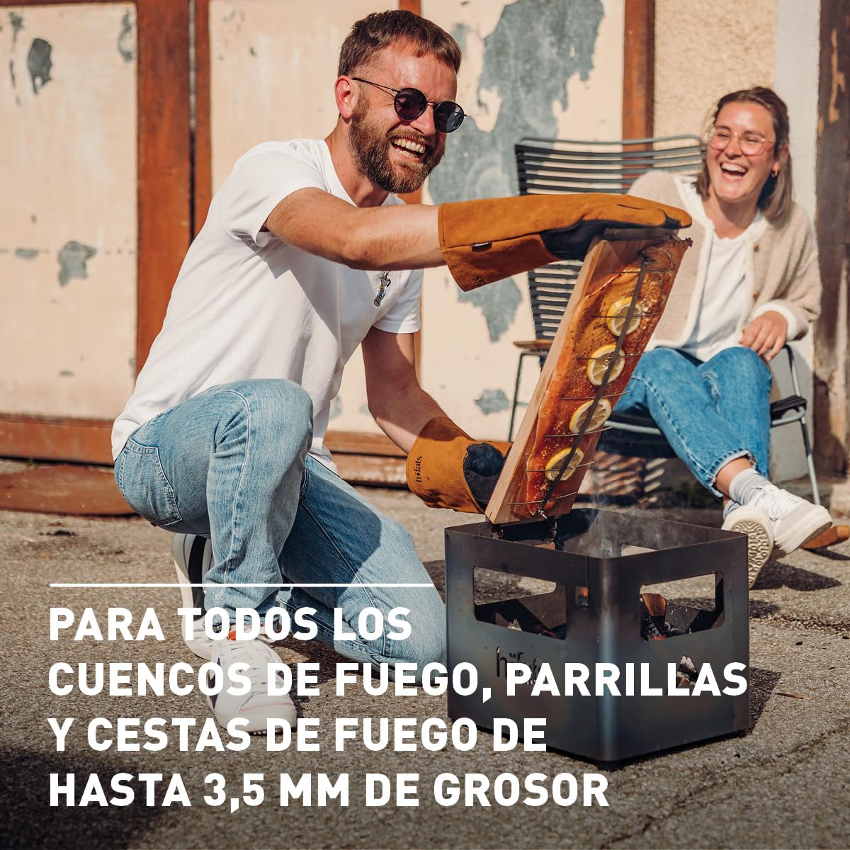 höfats - Tabla de salmón flameado con soporte de acero inoxidable - Tabla para ahumar salmón flameado de haya - Ajustable para controlar la temperatura - Extra largo: 55 cm - 4 posiciones reversibles