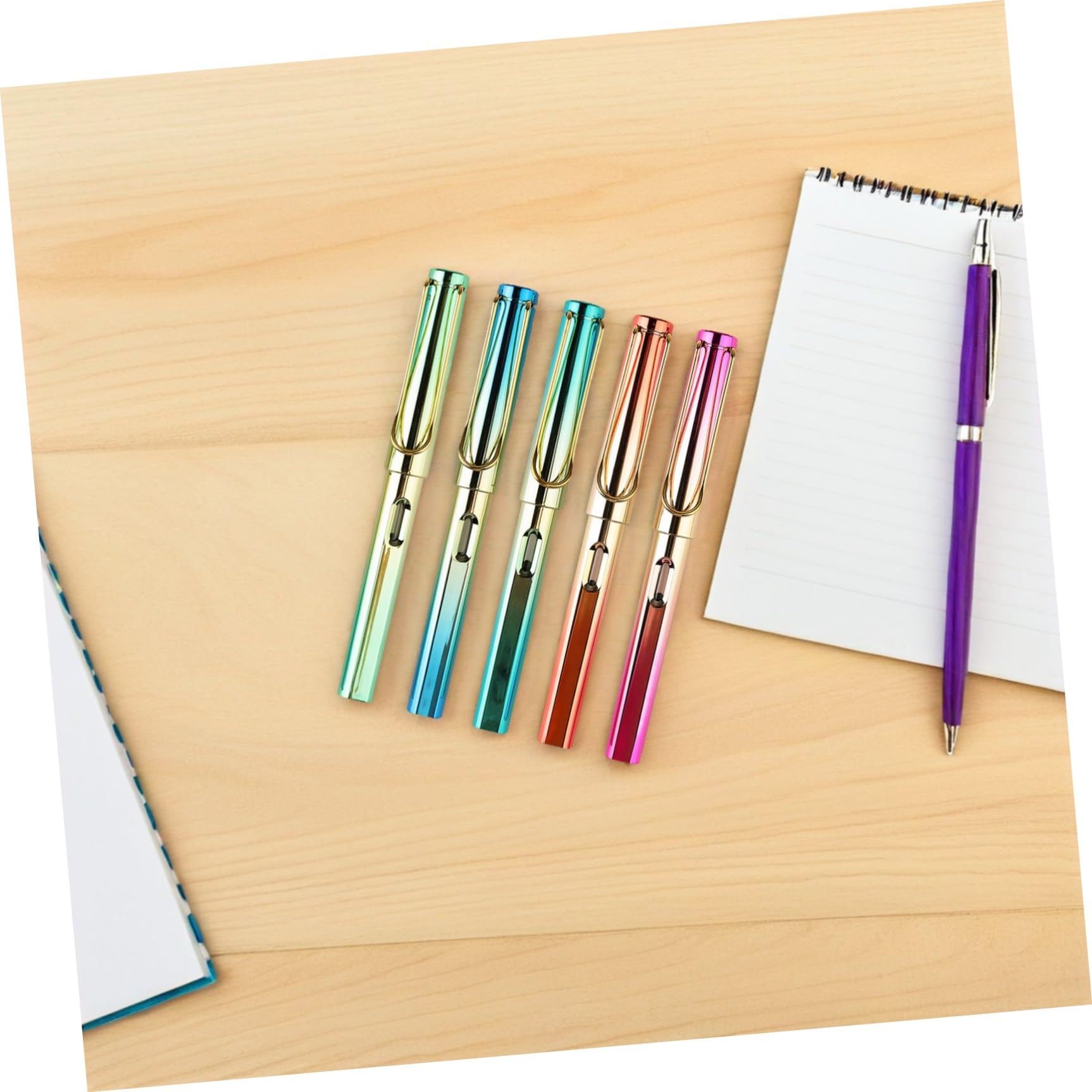 TEHAUX 5 Pièces Stylo Plume pour Calligraphie Débutant avec Réservoir D'encre, Corps en Plastique et Métal, Écriture Fluide pour Étudiants en Apprentissage