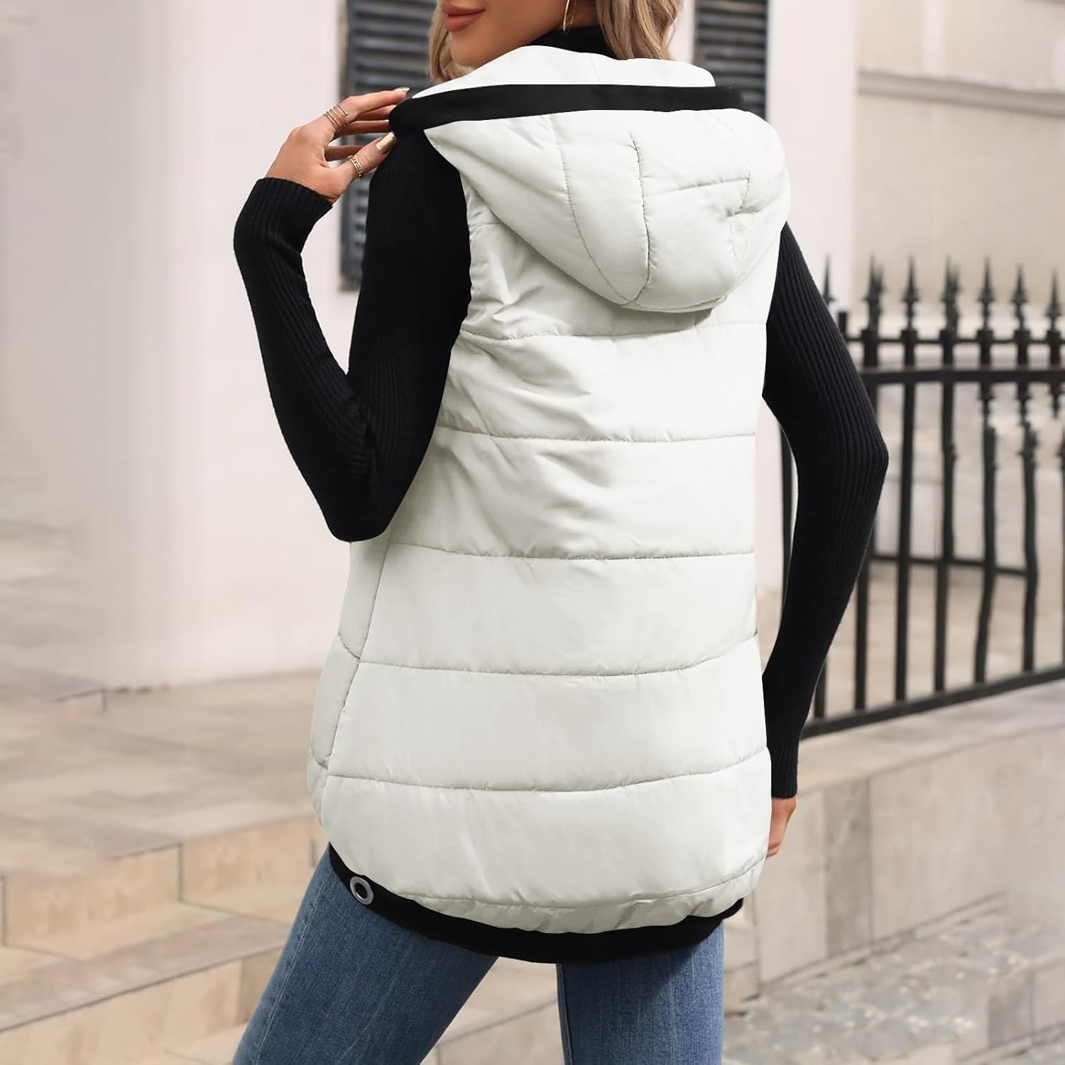 Women's Outerwear Hooded Vest Casual Thicken Qulited Winter Puffer Vest Lightweight Sleeveless Warm Padded Jacket