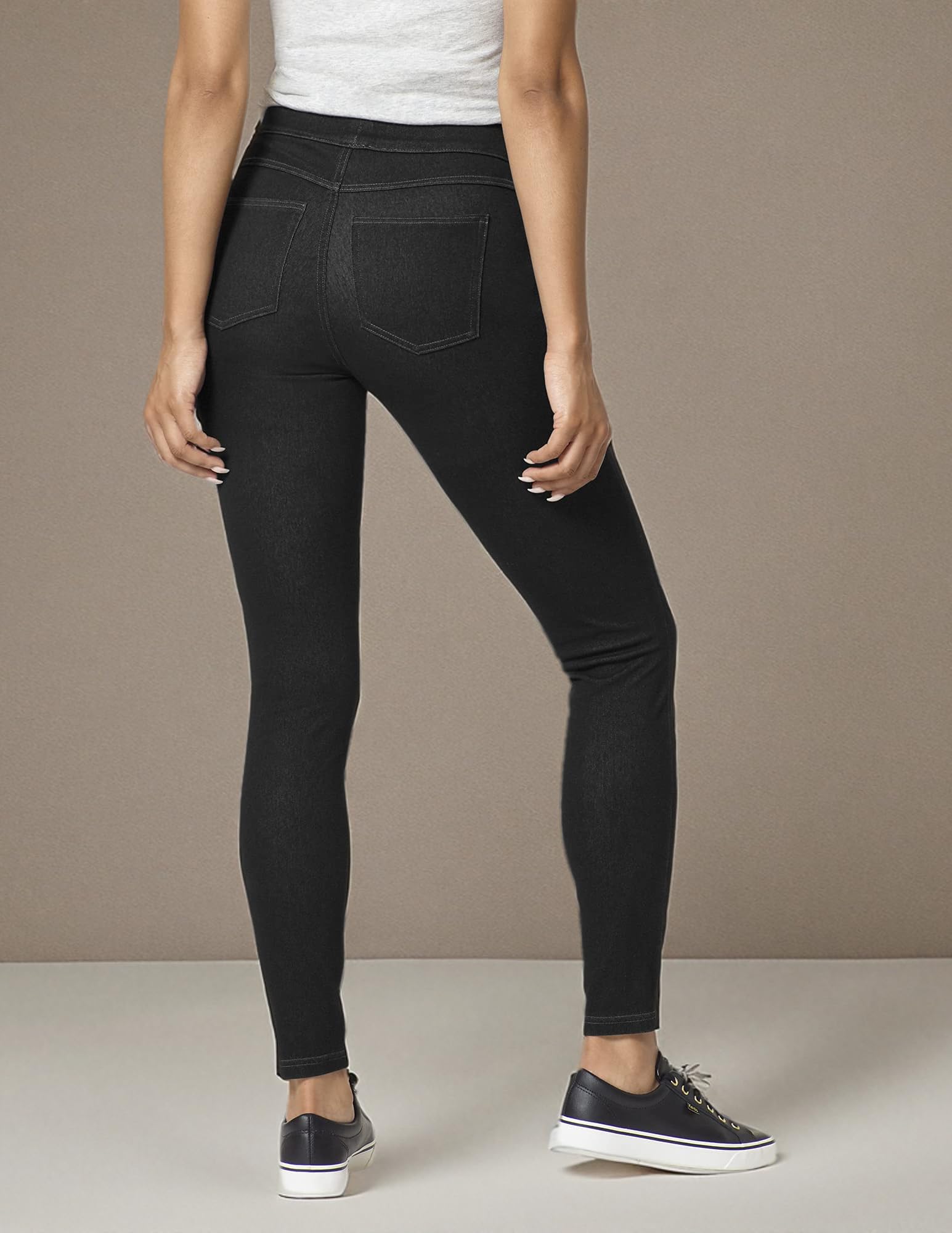HUE Curvy Fit Essential Denim Leggings Calcetines para Mujer