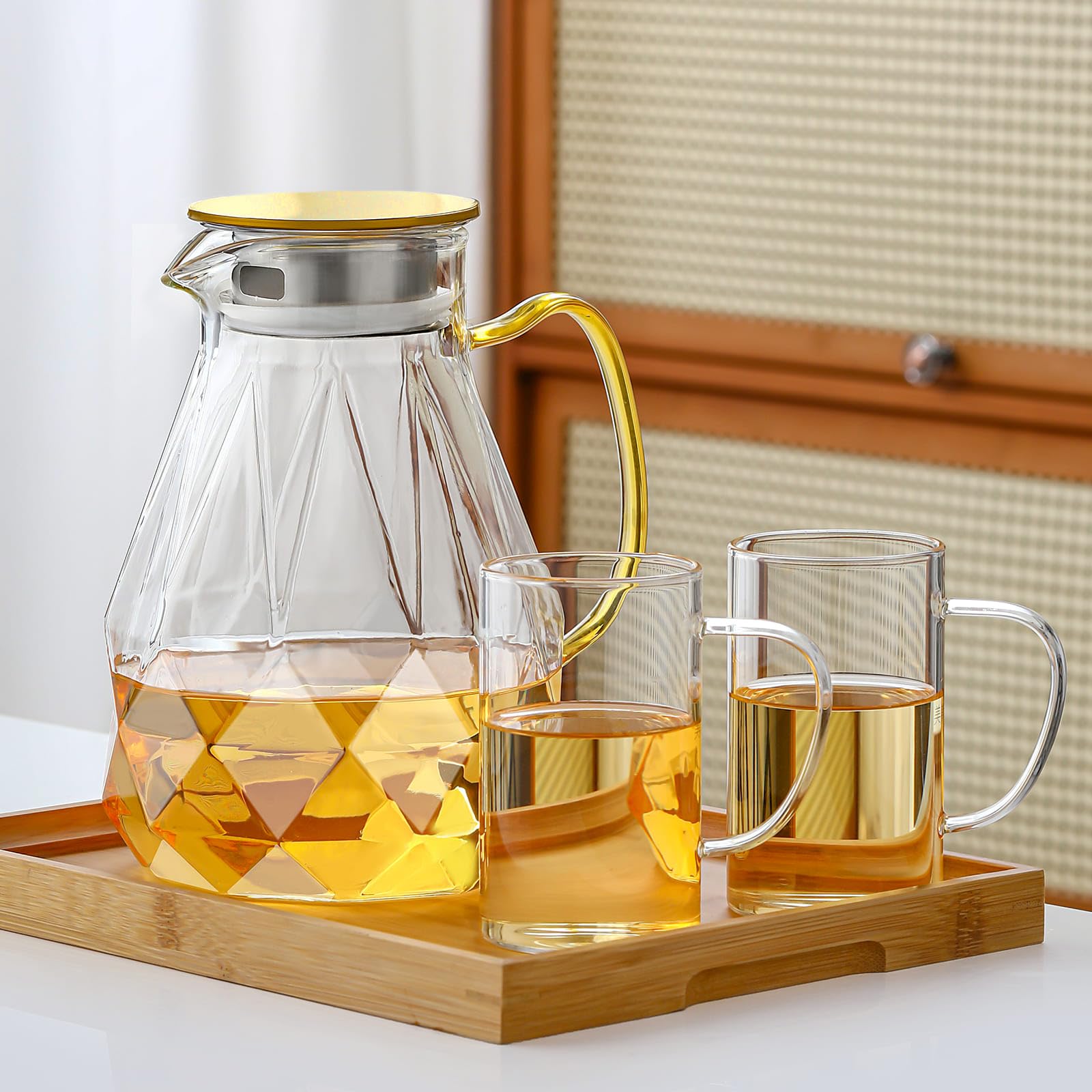 MESNEY Jarra de Agua Cristal con Filtro 1600ml con Tapa, Vidrio de Borosilicato Resistente al Calor, Jarra de Agua Cristal para Té o Zumo Frío y Caliente para Cocina o Nevera