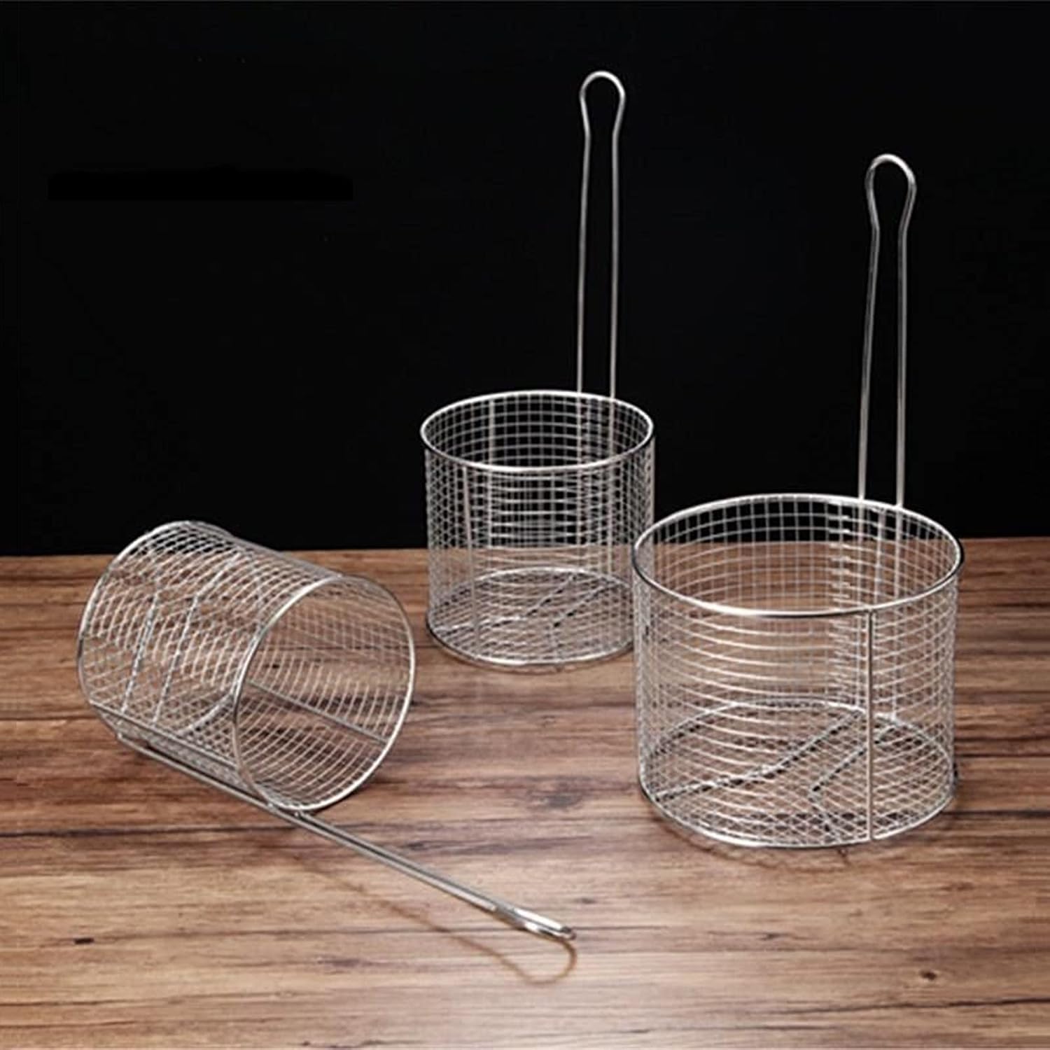 Stainless Steel Frying Basket for Chips - Solid Skimmer Spoon with Long Handle, Dense Mesh Filter for Daily Frying & Steaming, Perfect for French Fries (Medium Size)