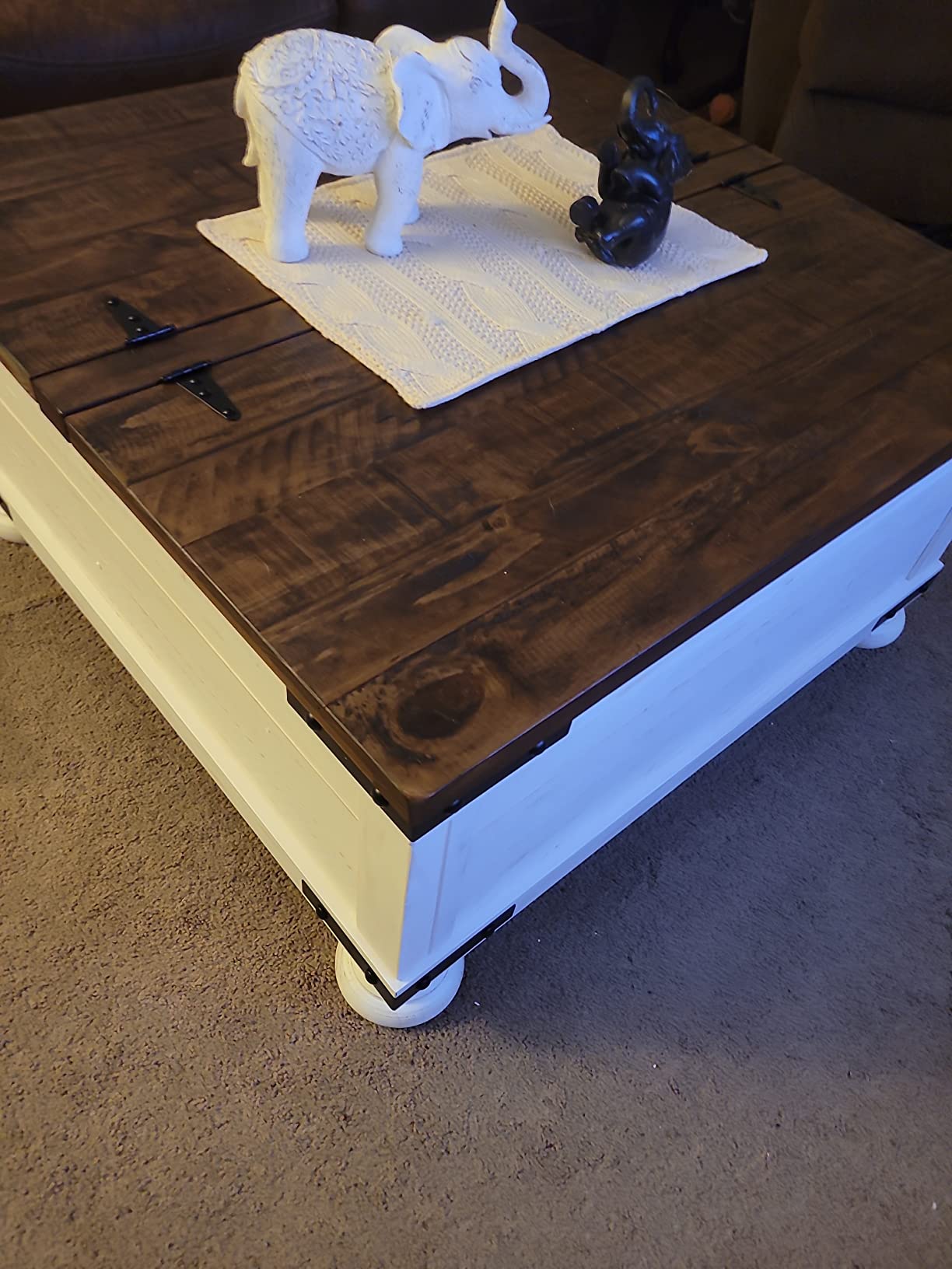 37/mo Finance Signature Design by Ashley Valebeck Farmhouse Lift Top Coffee Table with