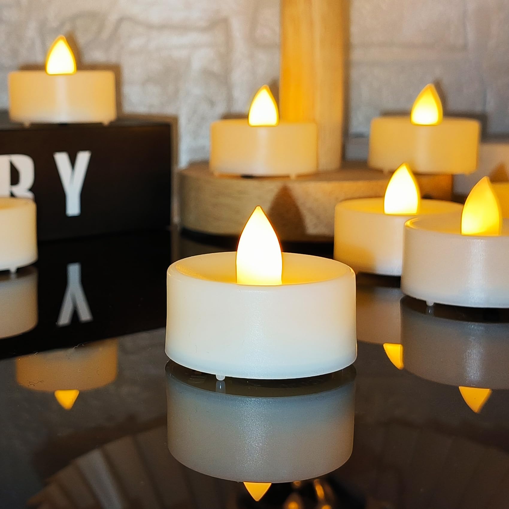 60 lumini a batteria a LED senza fiamma | Lumini finti elettrici, tremolanti, piccole, per feste, matrimoni, centrotavola, Halloween, Natale, decorazione da tavolo