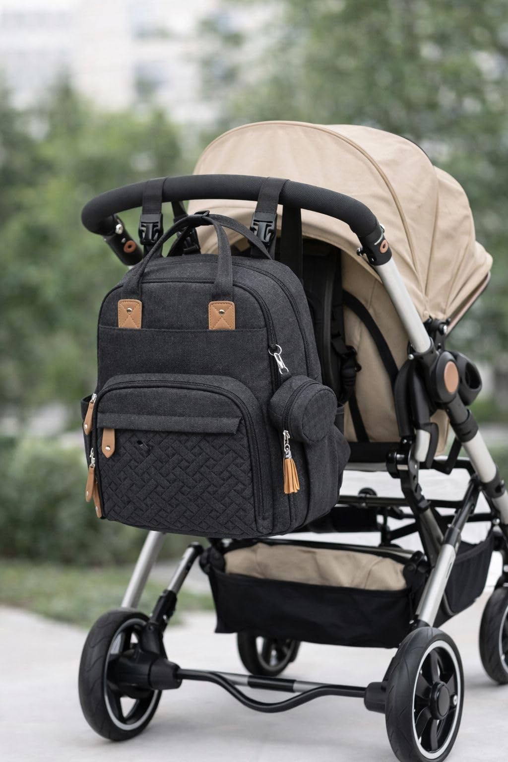 Sac à langer bébé 18 poches grande capacité avec tapis à langer isotherme porte-sucette Noir