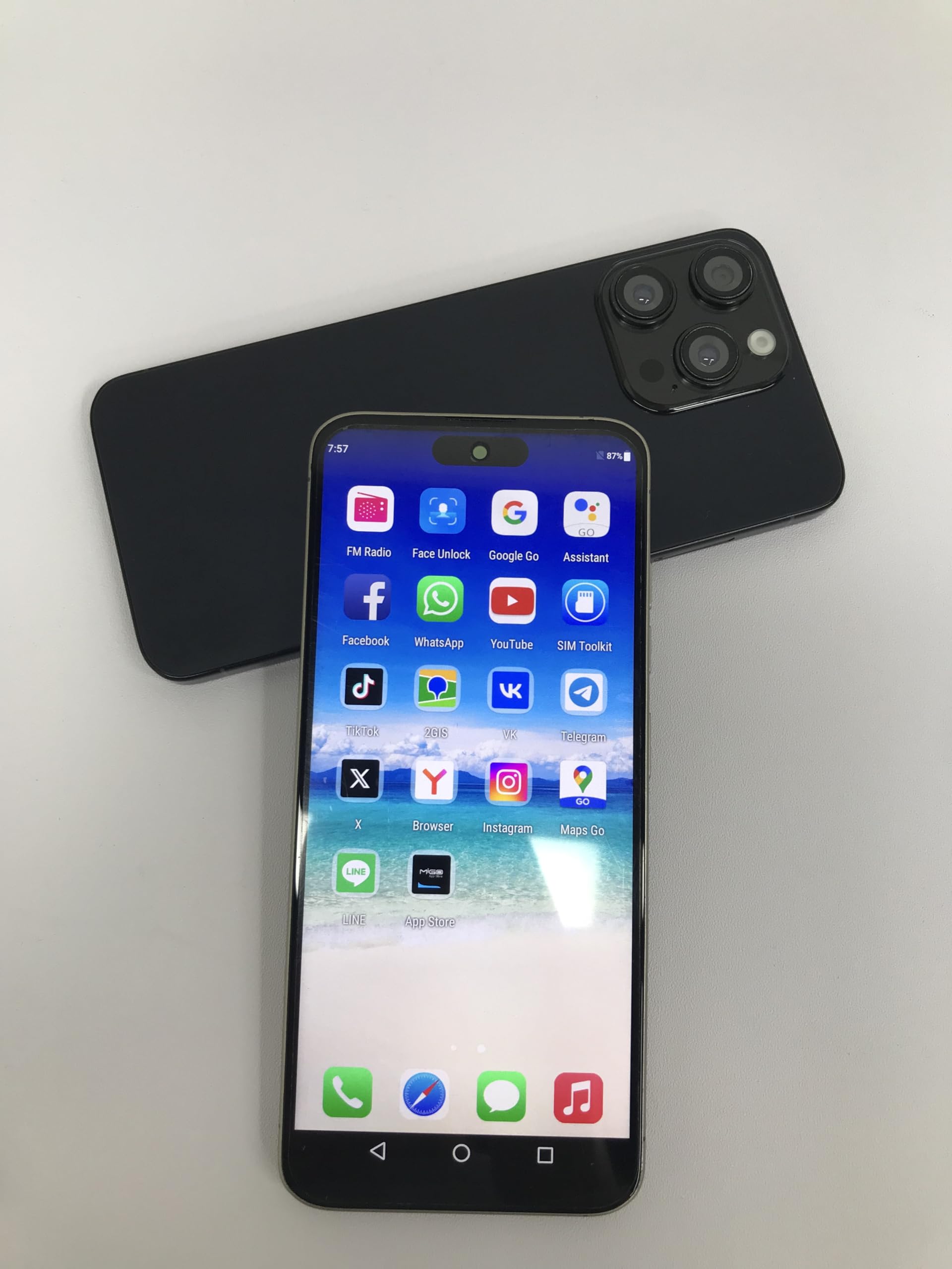 Handy ohne Vertrag, Unterstützung für 4G Network, 3GB RAM + 32GB ROM, TF-Karte erweiterter Speicher 256GB, Dual-Kamera, Dual-SIM, 8-Kern-Chip, 6,8-Zoll-Bildschirm, (Black, 6.8)