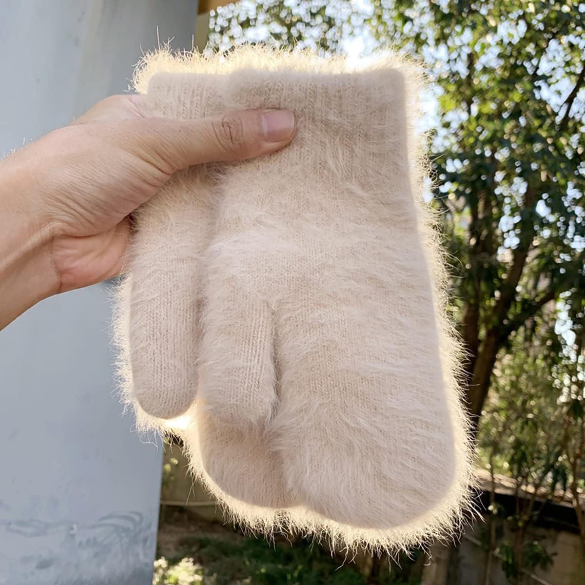 Winter Warm Mittens, Faux Fur Gloves Female Wool Gloves Cute Plush Mittens for Women Girls