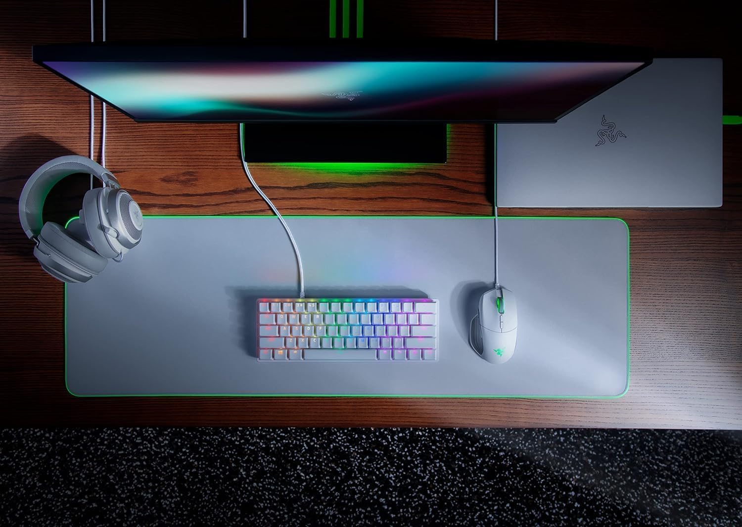 Razer Goliathus Extended Chroma - Tappetino per mouse da gioco morbido ed esteso con illuminazione RGB Razer Chroma (Supporto per cavo - Mousepad - Immagine 7