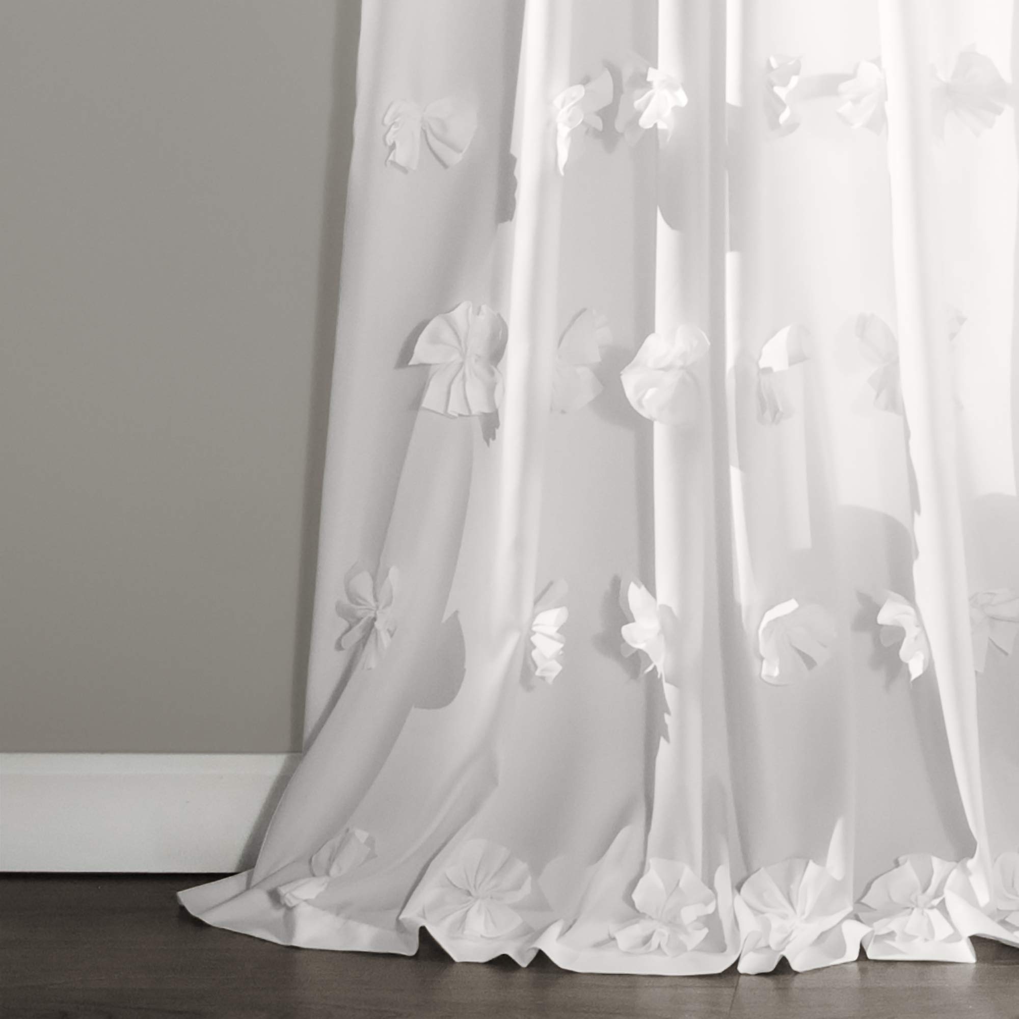 Lush Decor Riley Panneau de Rideau de fenêtre Fait à la Main avec nœuds charmants – Rideau Simple élégant filtrant la lumière pour Salon, Salle à Manger ou Chambre à Coucher – 137,2 x 213,4 cm (l x
