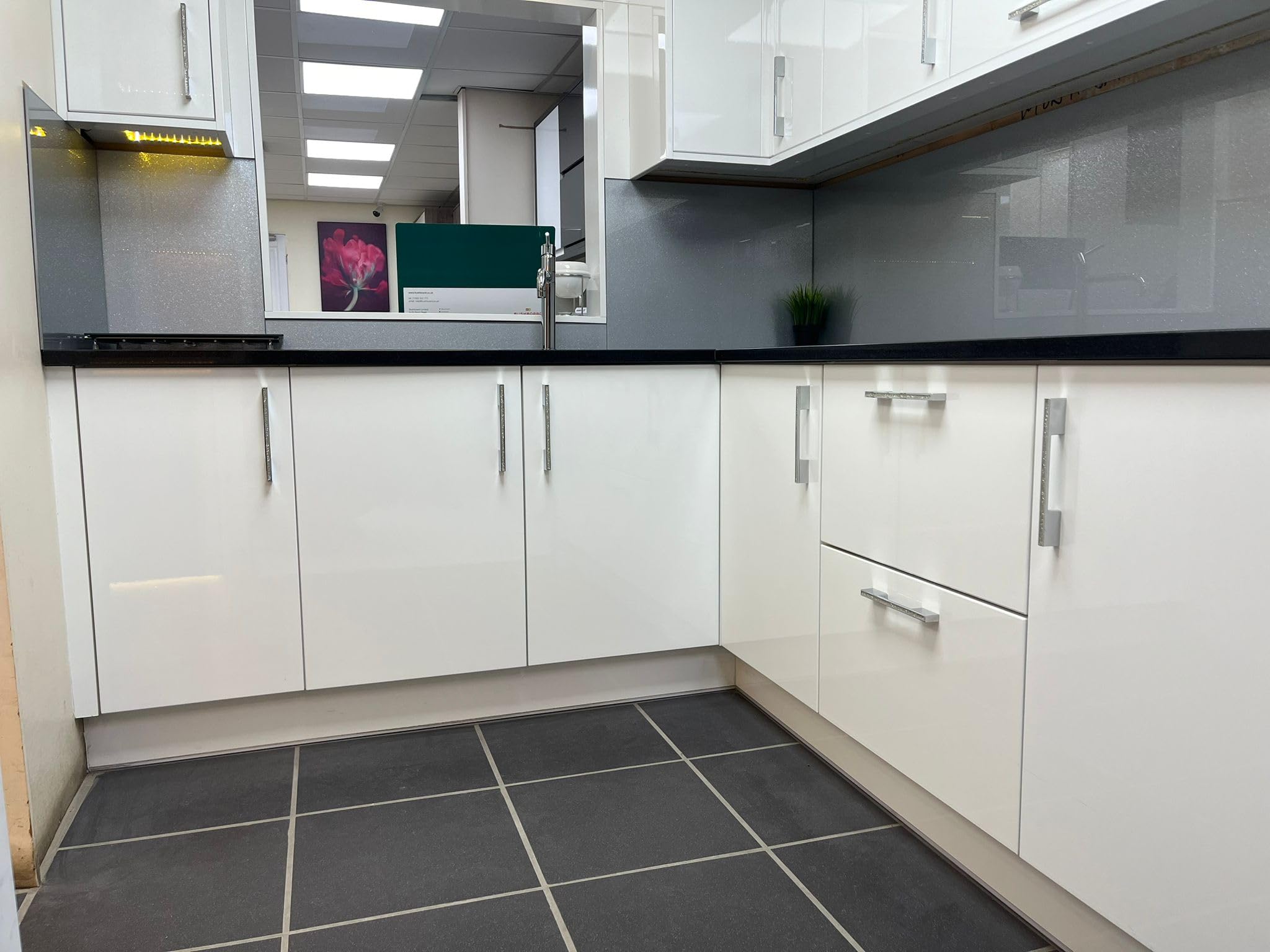 Top Living MCR White Gloss MDF Replacement Kitchen Doors Drawers (GLOSS-WHITE-DRAWER-FRONT-283x296)
