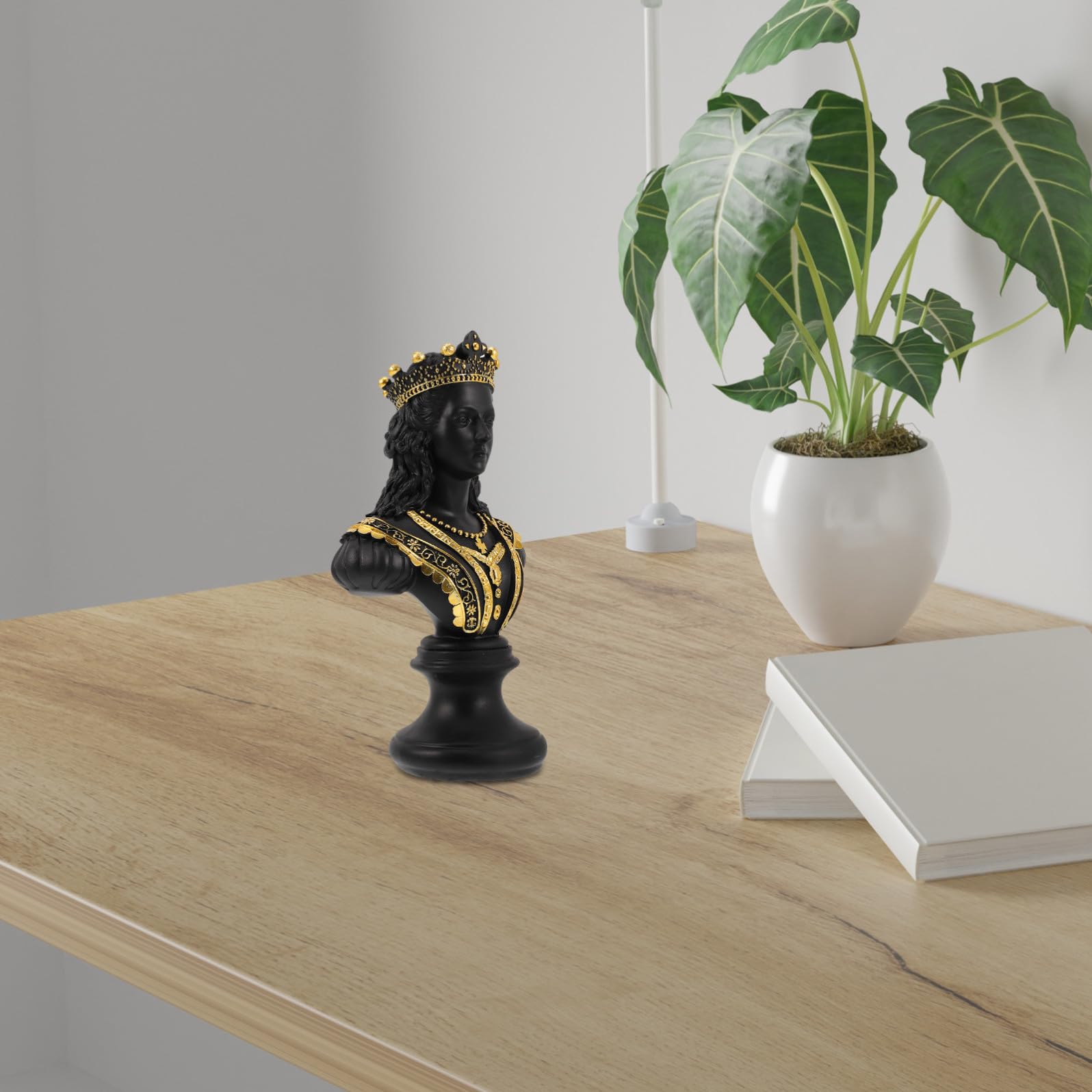 PRETYZOOM Scultura da Tavolo Scacchi in Resina Nera Decorazione Elegante per Ufficio e Casa Busto Regina Chic per Arredamento Stiloso e Originale