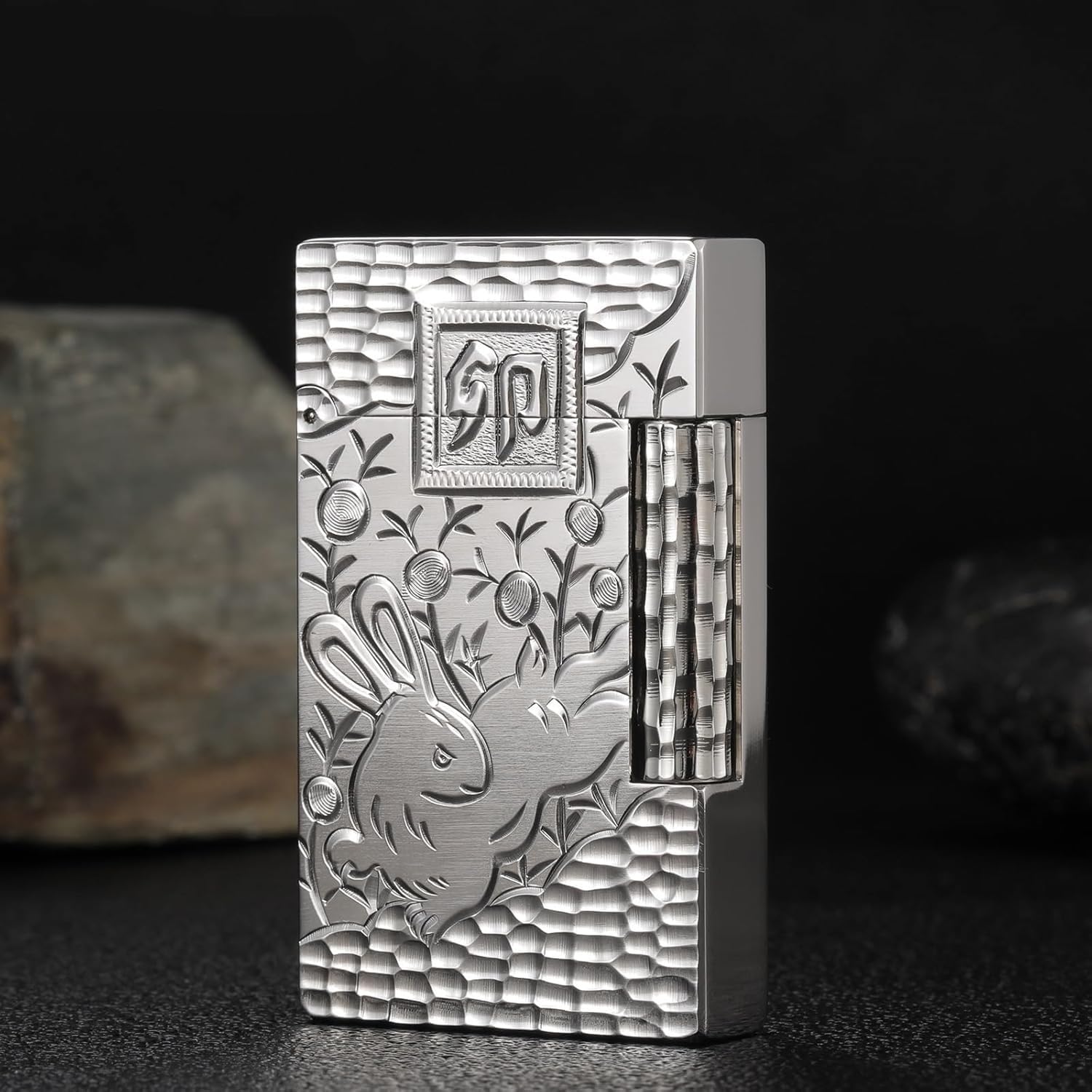 High-end Copper Flip Lighter Chinese Zodiac Metal Soft Flame Lighter Embossed Design Side Slide Wheel Ignition Lighter Refillable
