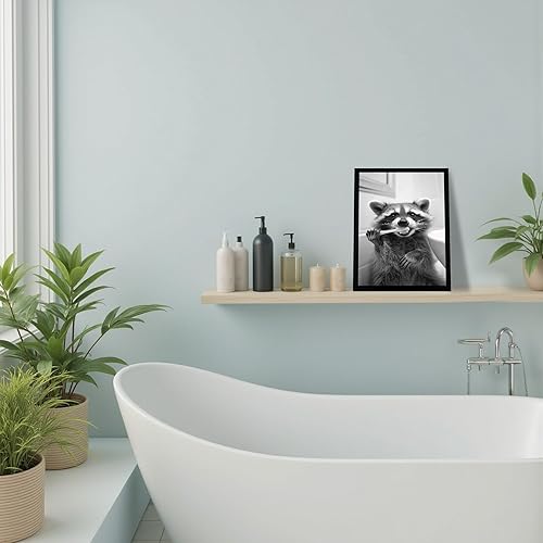 Miniatura 4 de SYWENNOI Lienzo enmarcado en blanco y negro, divertido mapache cepillado de dientes, impresiones artísticas de animales de humor de granja para