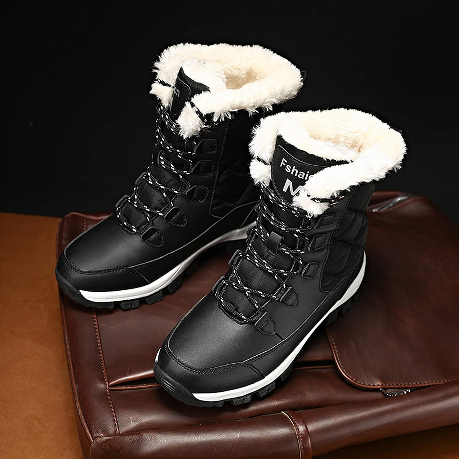 FLIOZY Bottes de Neige Femme Doublure Chaude Fausse Fourrure Bottes Bottes d'hiver Imperméable Antidérapant Bottes Mi-Mollet Extérieur Lacets Boots