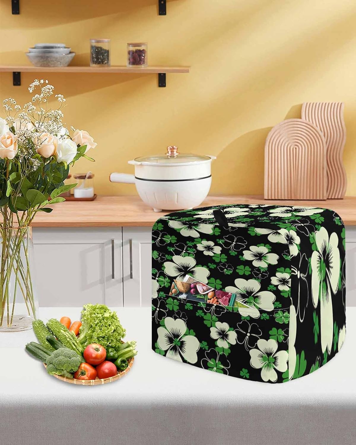 St. Patrick's Day Stand Mixer Cover with Storage Pocket, Waterproof Kitchen Mixer Covers, Green Lucky Shamrock Spring Kitchen Appliance Dust Cover Compatible with 4/4.5 Quart Mixers