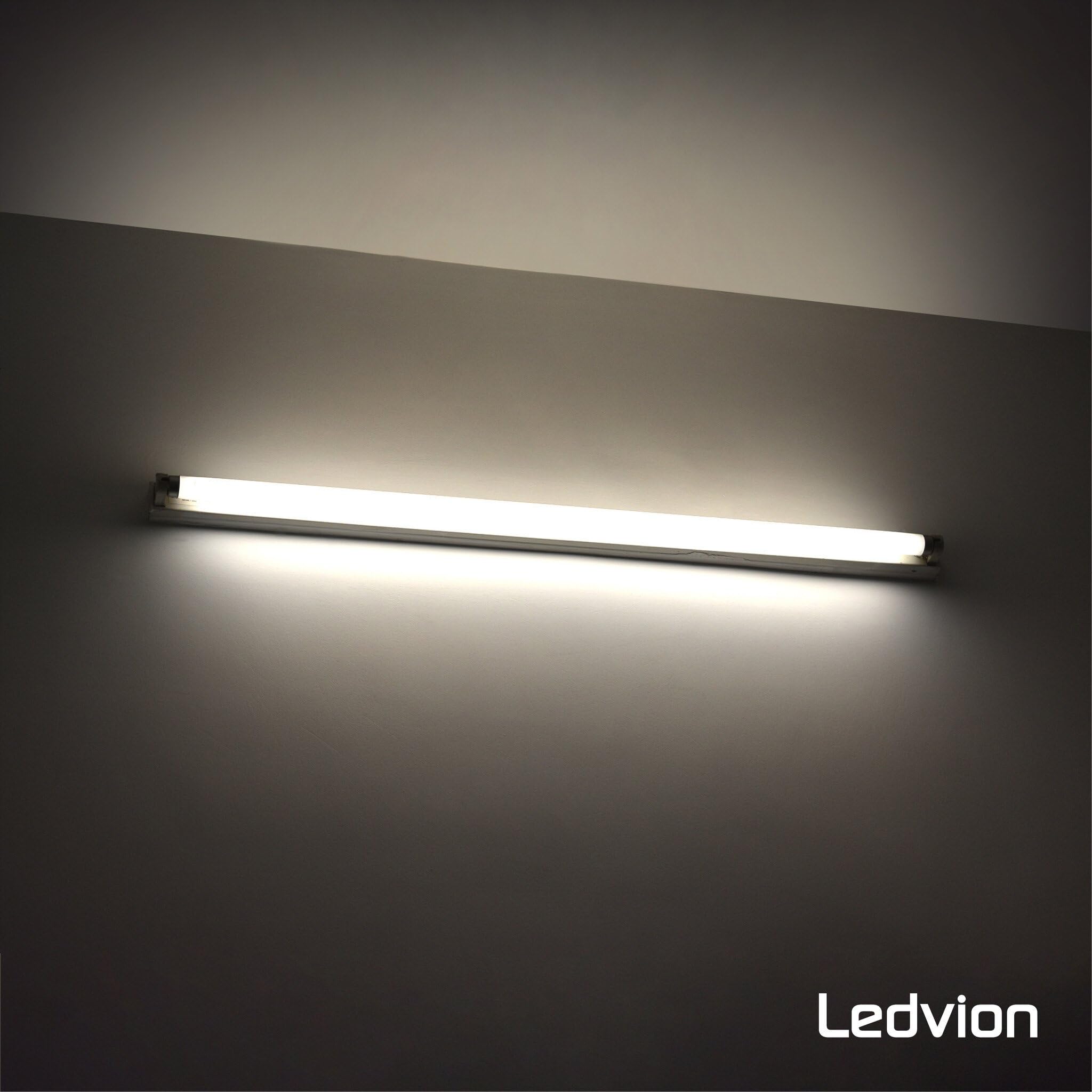 Ledvion - 5X LED Röhrenlampe, 120CM, 18W, 4000K, 185lm/W, Energieklasse B, inkl. LED Starter