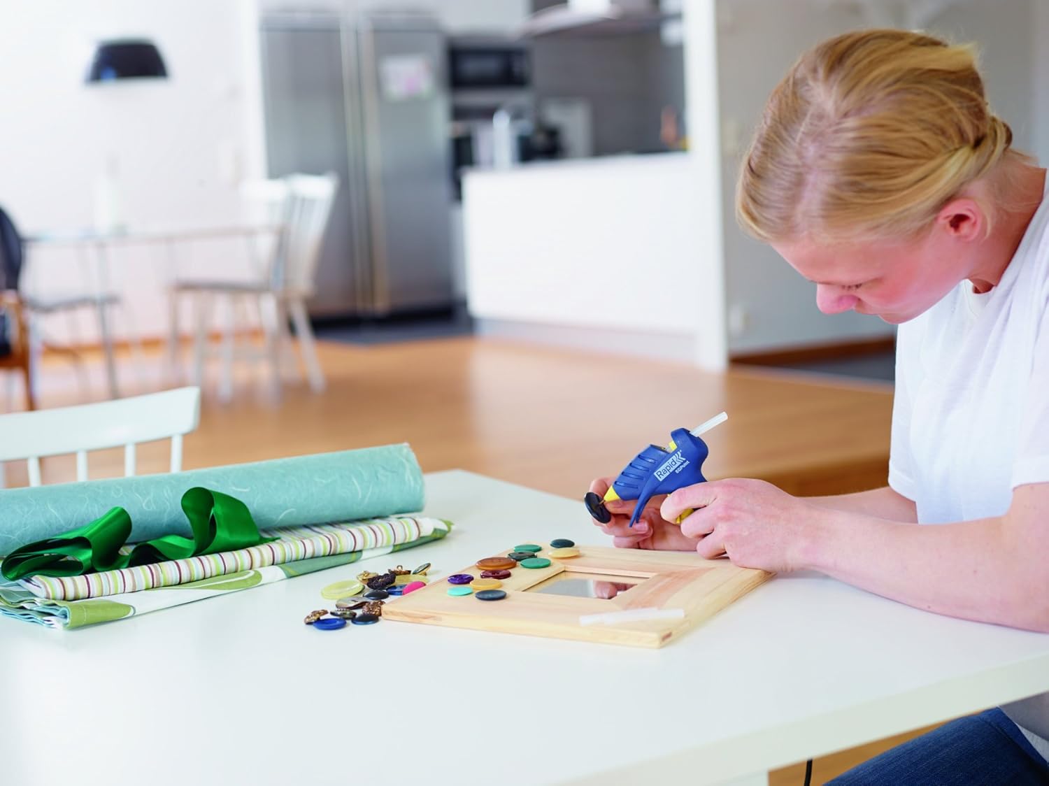 Rapid Multi-Purpose Transparent Hot Glue Sticks, Diameter: 7 mm, Length: 100 mm, 250 g, 57002006