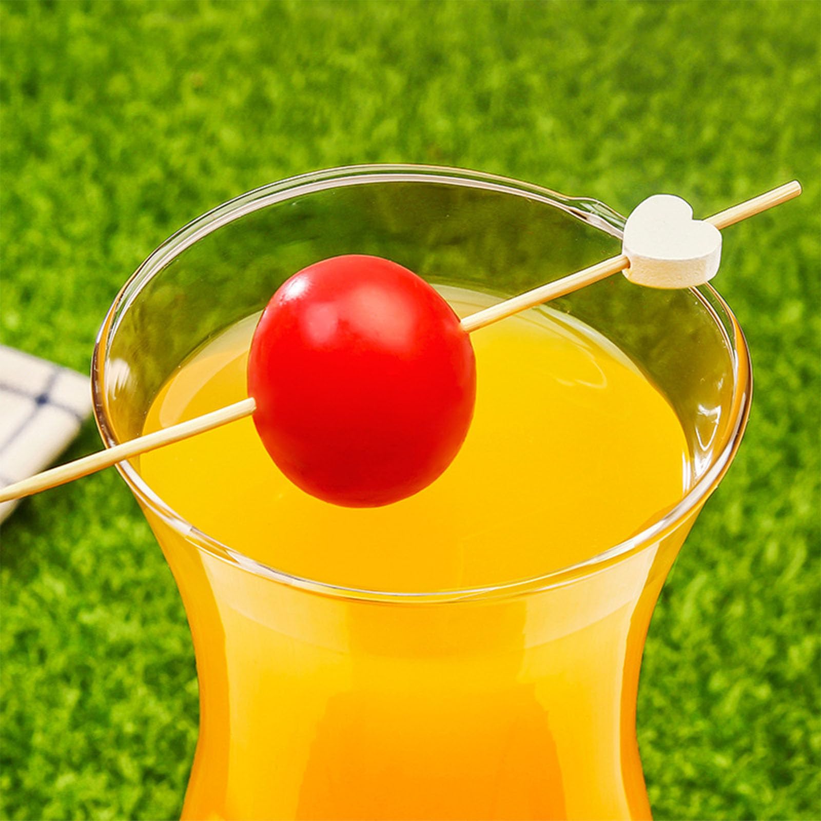 Catelves Cocktail Sticks Pack Of 100 Wooden Skewers Hearts Finger