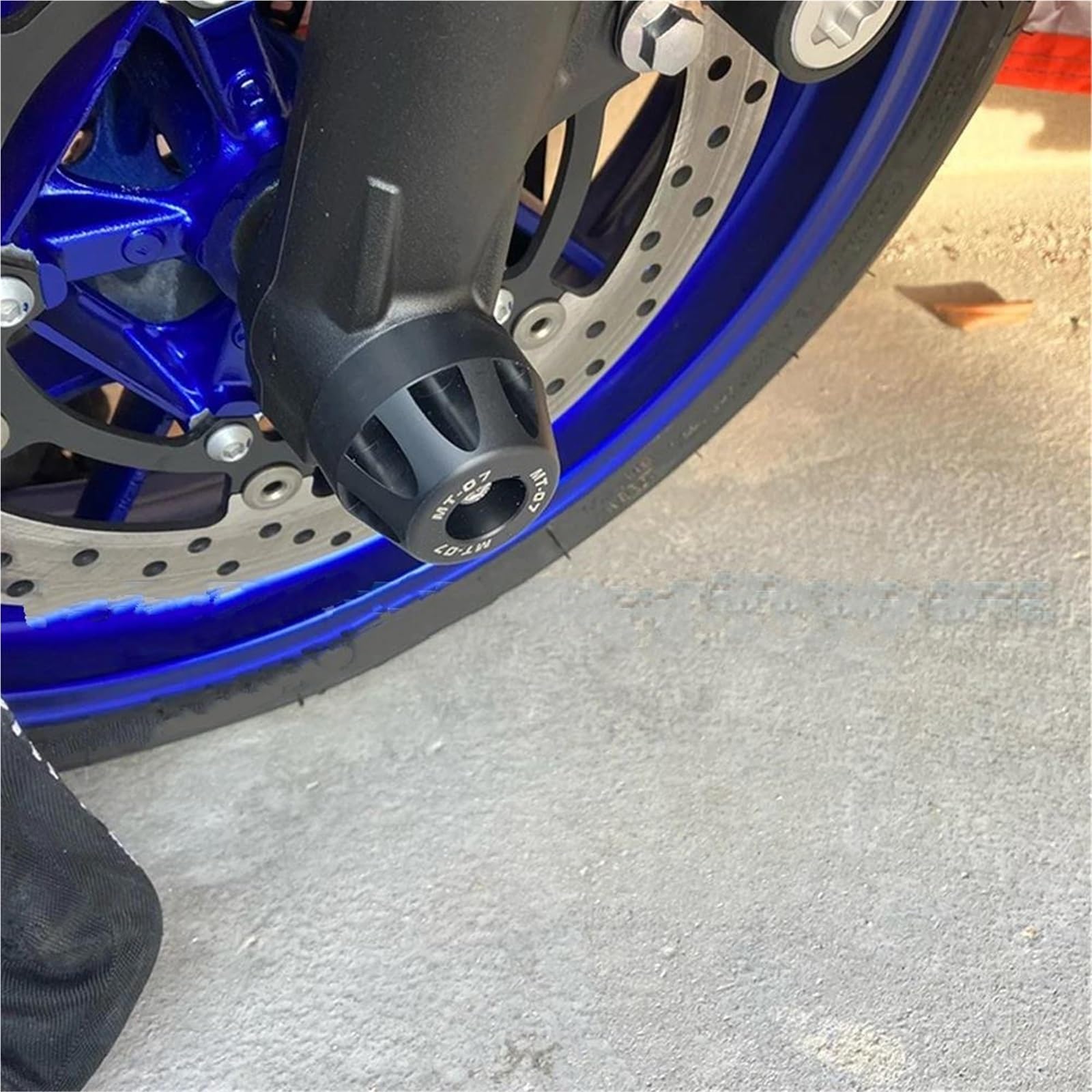 Moto Protection Contre Les Chutes Essieu Protections De Cadre Avant Et Arrière pour Moto pour Yamaha MT-07 MT07 FZ-07 FZ07 (2014-2024) - Protection Anti-Chute Aluminium(Avant Arrière)
