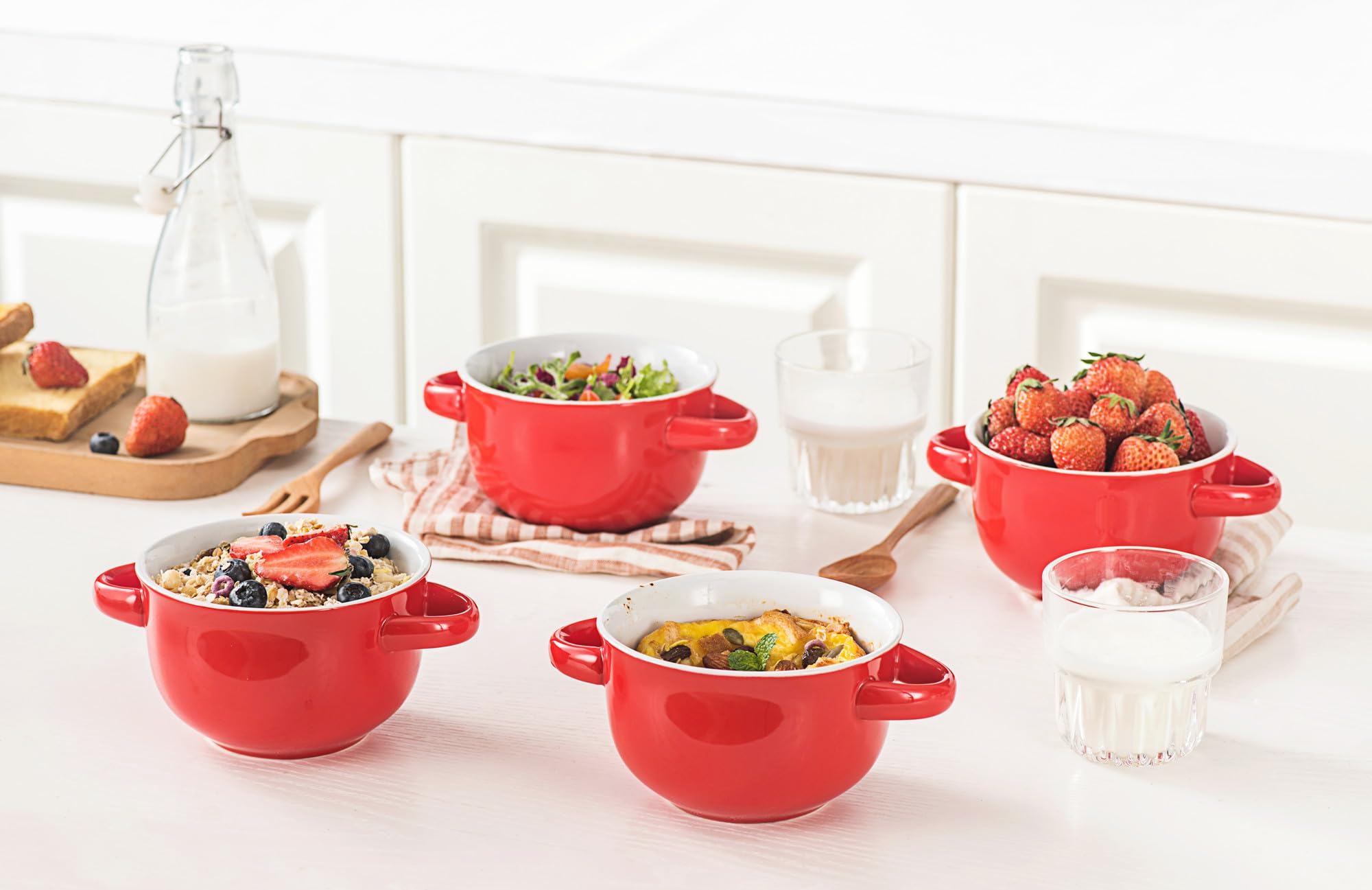 UNICASA Suppentassen mit Henkel 4 teilige Suppenschüsseln servieren Suppe Crocks Schalen, Suppenschalen, Bouillontassen, Müslischüsseln, Füllmenge 650ml, Rot