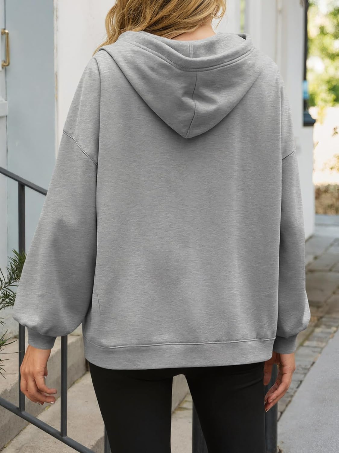 Fisoew Women's Hoodies Oversized Sweatshirts Casual Long Sleeve Side Slit Pullover Tops Fall Winter Outfits with Pocket - Image 3