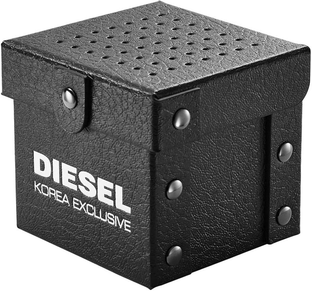 Diesel Orologio da uomo Chief Series con data, tre lancette, acciaio inossidabile Diesel Orologio da uomo Chief Series con data, tre lancette, acciaio inossidabile