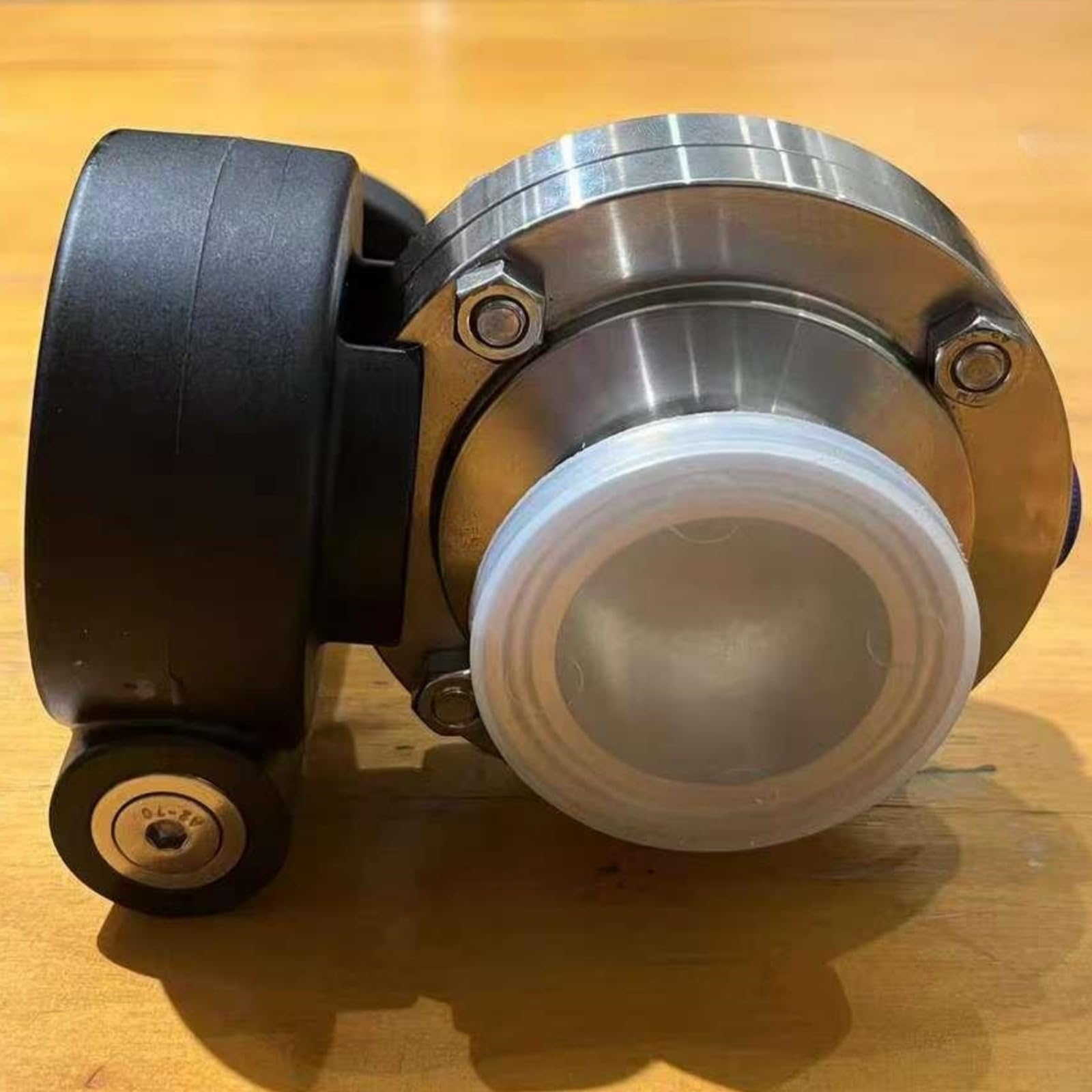 Válvula de liberación rápida con volante microajustable con sello, válvula de triple abrazadera de acero inoxidable for aplicaciones alimentarias, 1 unidad(K64x2In)