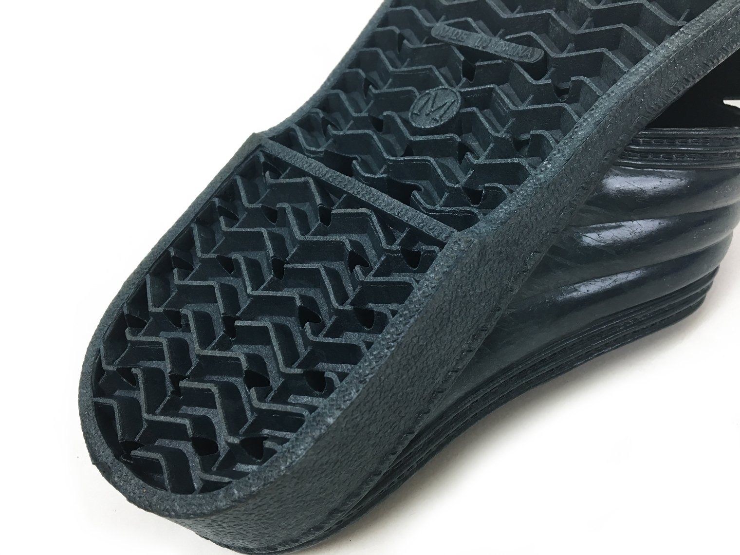 Amazon.co.jp: オーミケンシ 業務用 フィッティングサンダル M ダーク