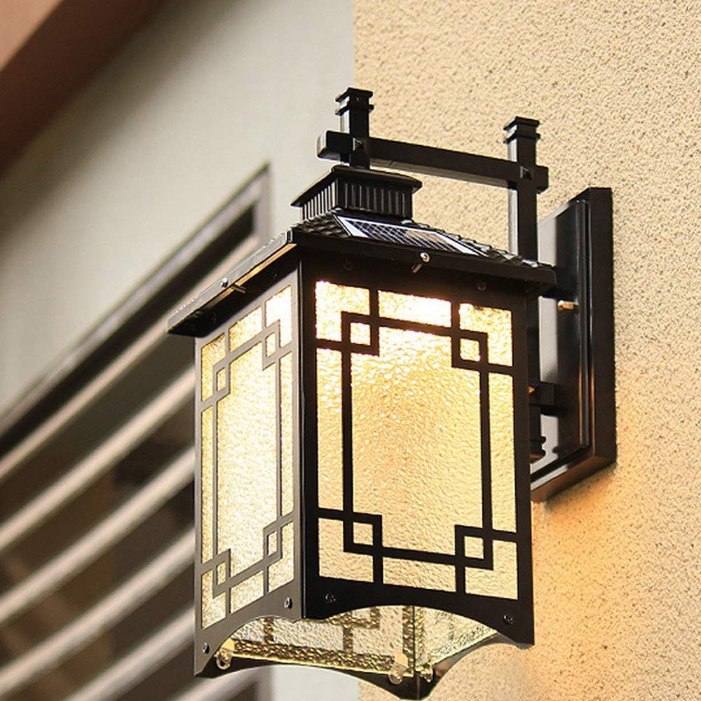 Aluminiowa wodoodporna kreatywna szklana lampa solarna LED do domu ogrodu retro europejski styl retro lampa ścienna na patio okno