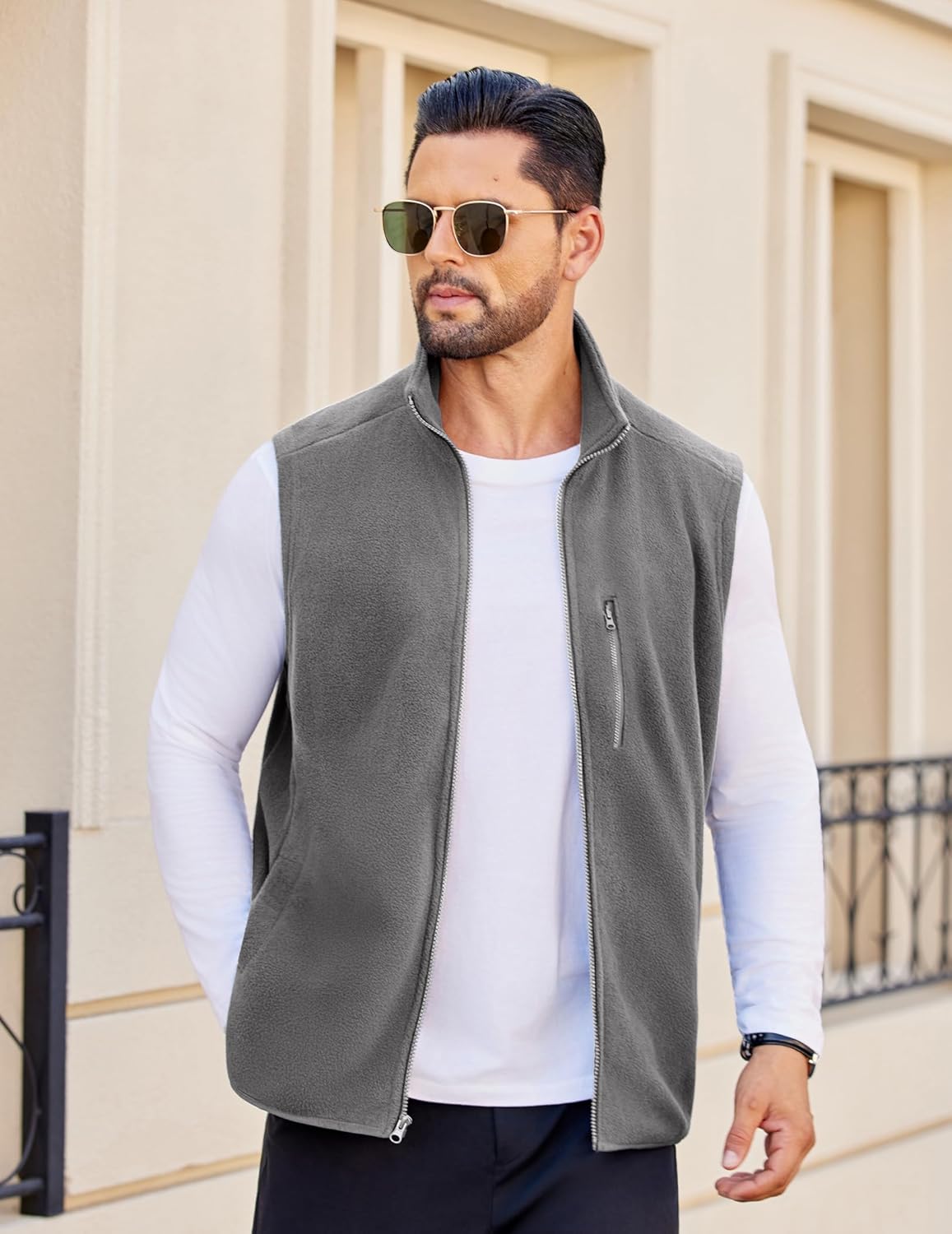 COOFANDY Men's Lightweight Fleece Vest Sleeveless Zip Up Warm Jacket Casual Outerwear Vests With Pockets - Image 3