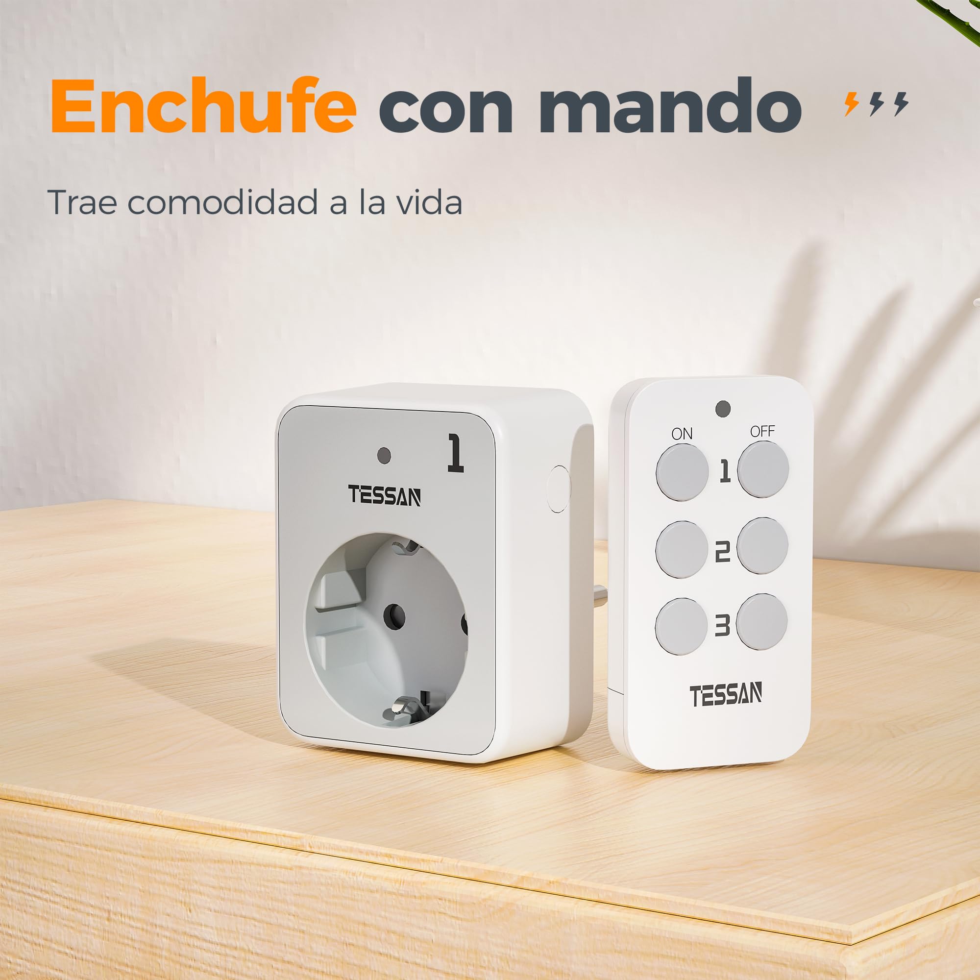 TESSAN Kit de Enchufe con Mando a Distancia | 3 Enchufe Programable con 1 Mando a Distancia, Alcance de 30,5M, para Adornos, Electrodomésticos y Lámparas, 3600 W, Gris