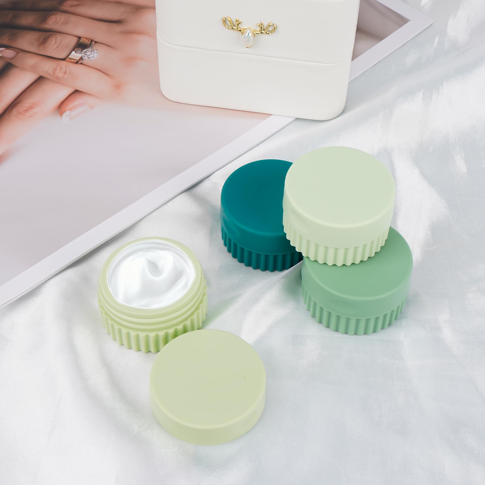 Adorila 4 Pcs Silicone Cream Jar with Lids - Image 3