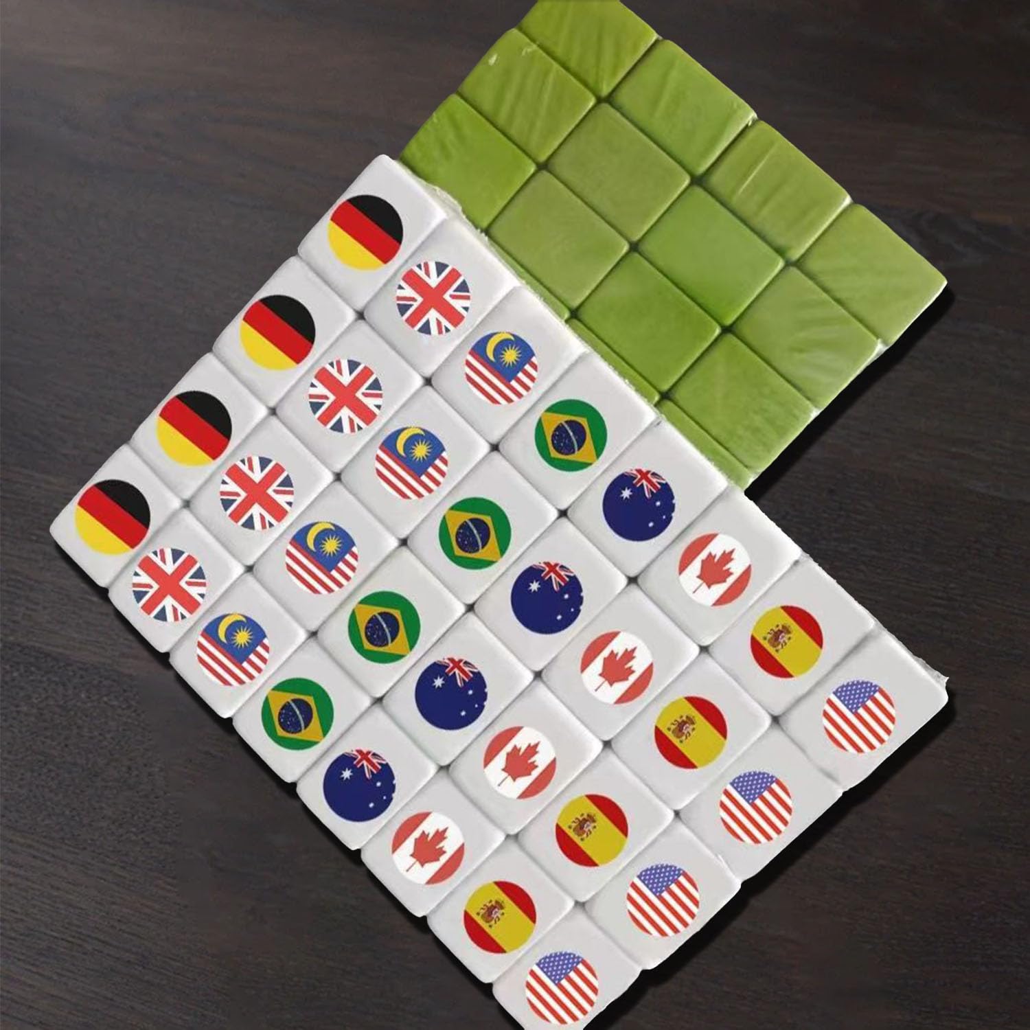 Mahjong Gioco da Tavolo Emoji, Set Mahjong con 65 Tessere con Motivo a Bandiera da 24 mm, Gioco di Strategia Classico, Gioco da Tavola Adatto a Casa, All'aperto