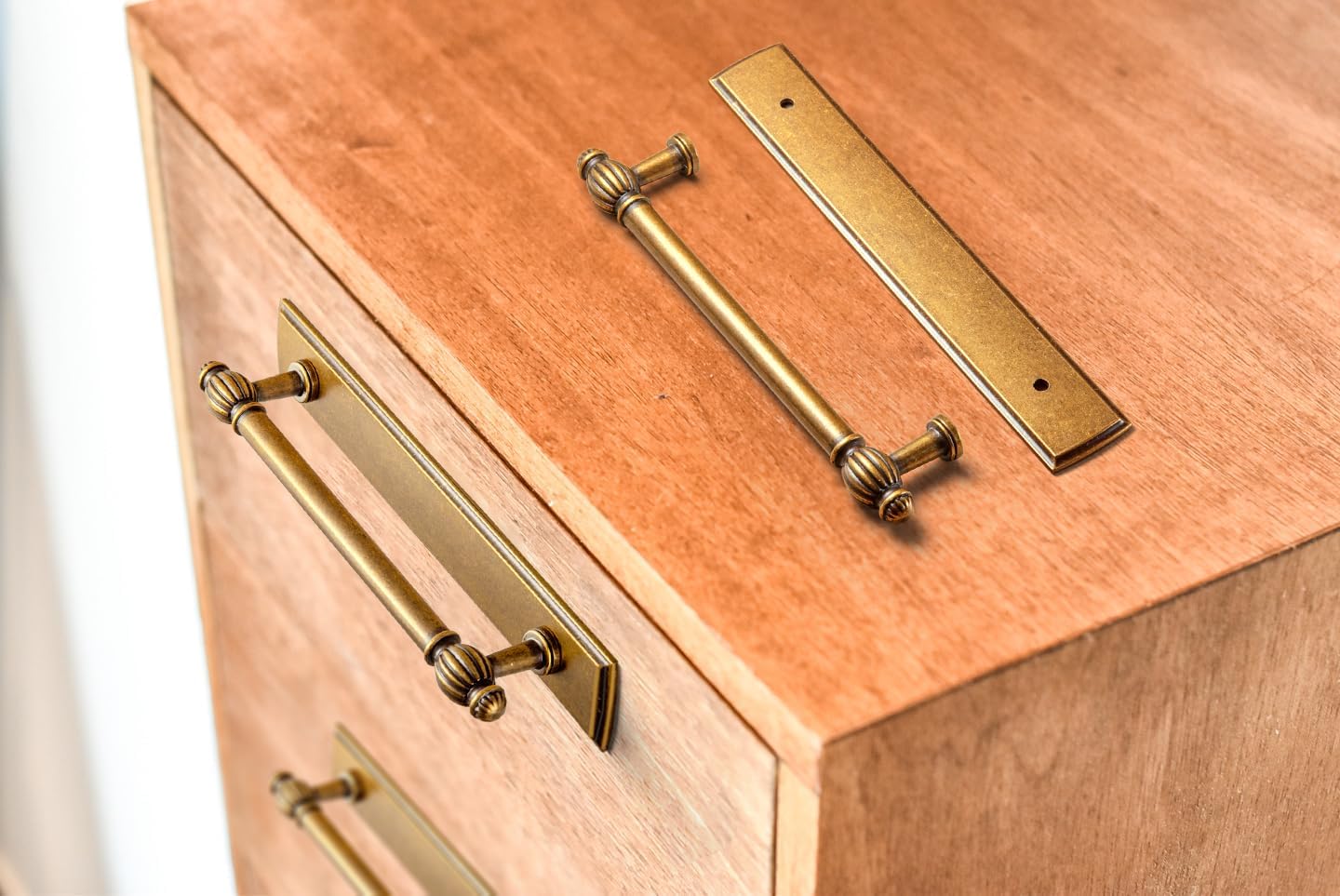 Goo-Ki 5.04" c-c Antique Brass Cabinet Pulls with Back/Base Plate Zinc Alloy Kitchen Hardware - 2 Pack Vintage Brass Bar Drawer Pulls Cabinet Handles with Spacer